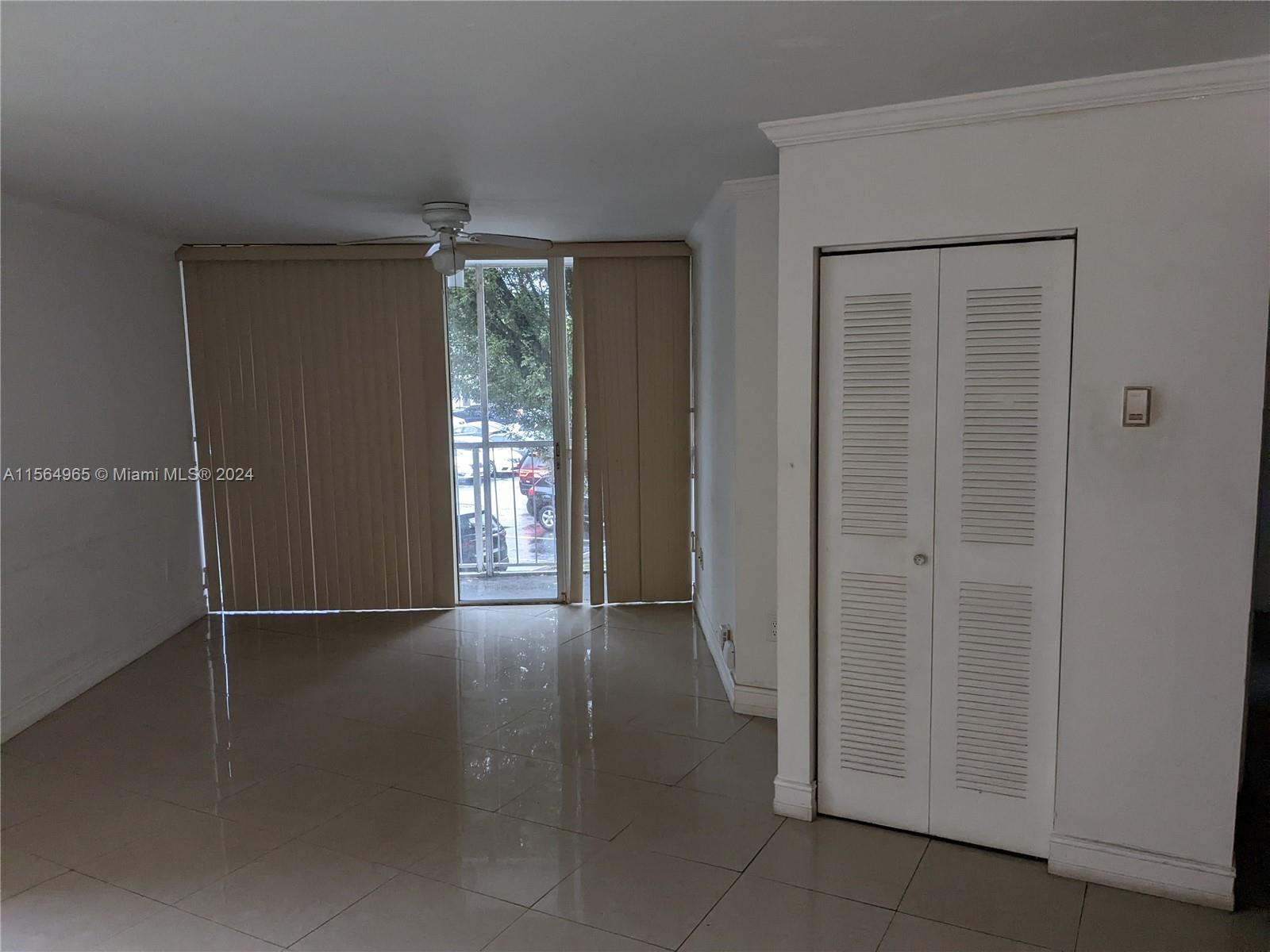 7125 NW 186th St, Hialeah, Florida 33015, 2 Bedrooms Bedrooms, ,2 BathroomsBathrooms,Residential,For Sale,7125 NW 186th St,A11564965