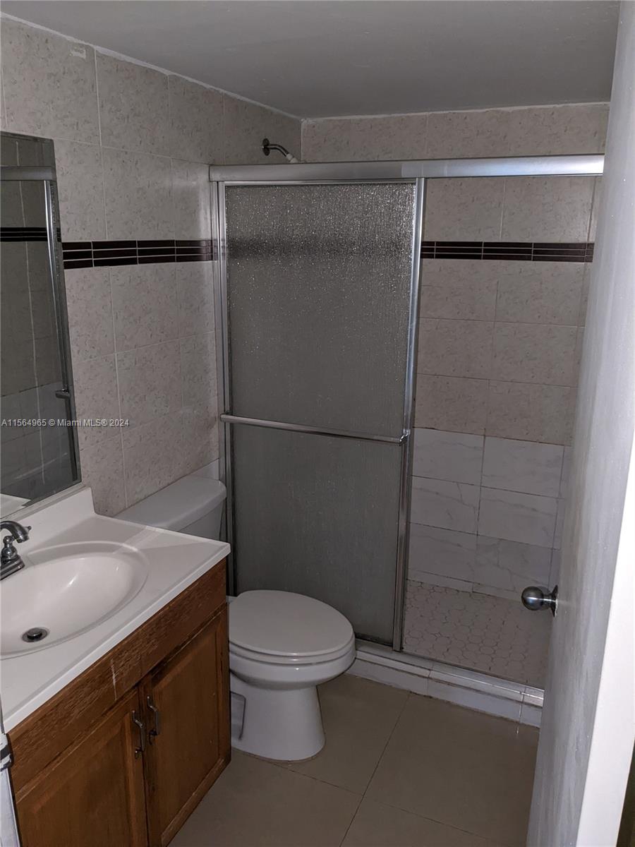 7125 NW 186th St, Hialeah, Florida 33015, 2 Bedrooms Bedrooms, ,2 BathroomsBathrooms,Residential,For Sale,7125 NW 186th St,A11564965