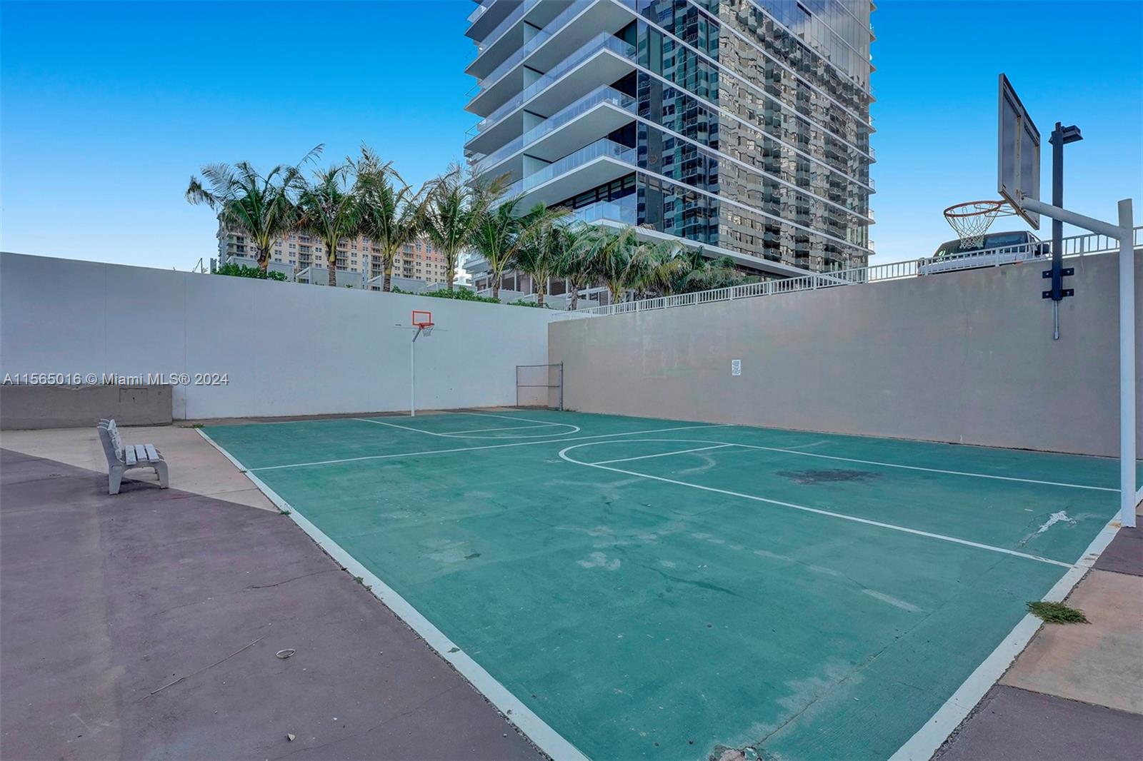 1980 S Ocean Dr 18J, Hallandale Beach, Florida 33009, 2 Bedrooms Bedrooms, ,2 BathroomsBathrooms,Residentiallease,For Rent,1980 S Ocean Dr 18J,A11565016