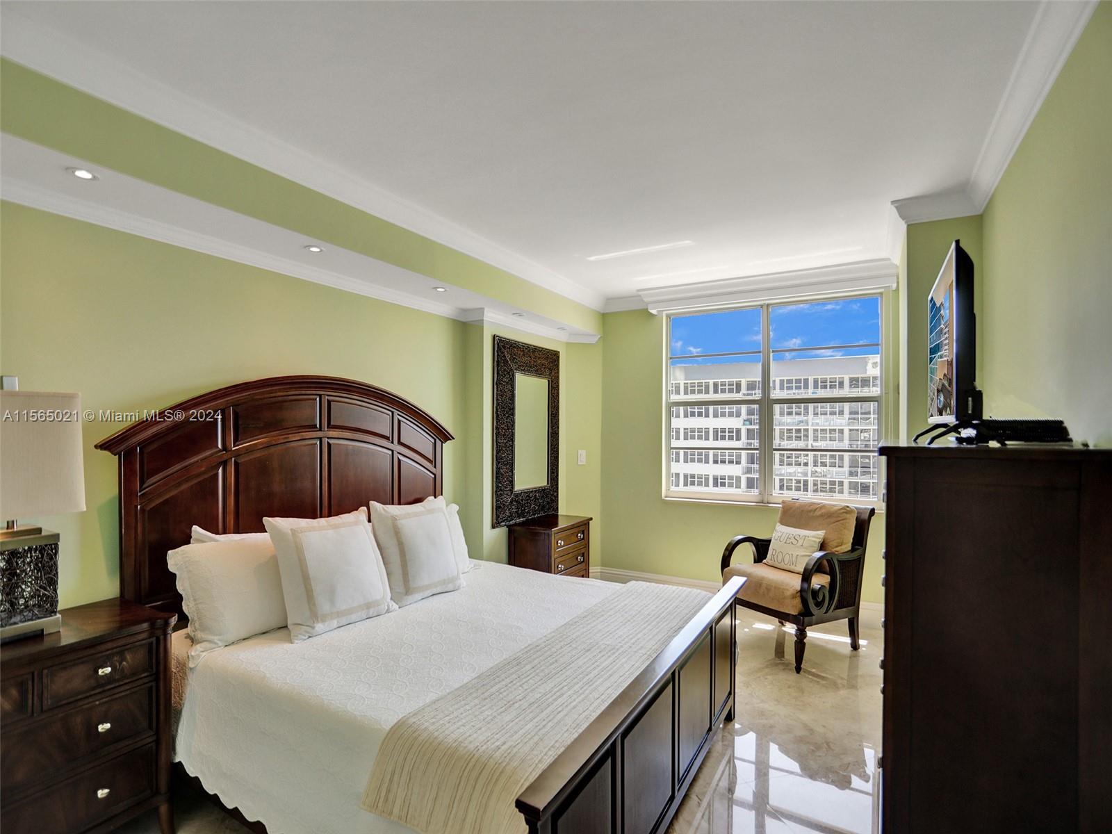 1980 S Ocean Dr 20E, Hallandale Beach, Florida 33009, 3 Bedrooms Bedrooms, ,2 BathroomsBathrooms,Residentiallease,For Rent,1980 S Ocean Dr 20E,A11565021