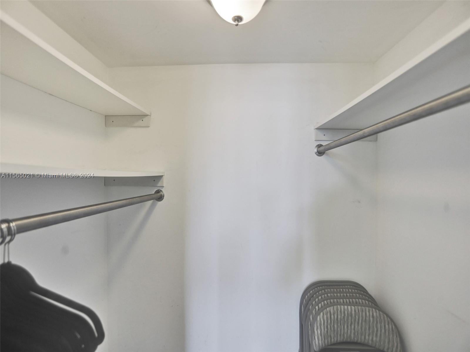 1980 S Ocean Dr 20E, Hallandale Beach, Florida 33009, 3 Bedrooms Bedrooms, ,2 BathroomsBathrooms,Residentiallease,For Rent,1980 S Ocean Dr 20E,A11565021