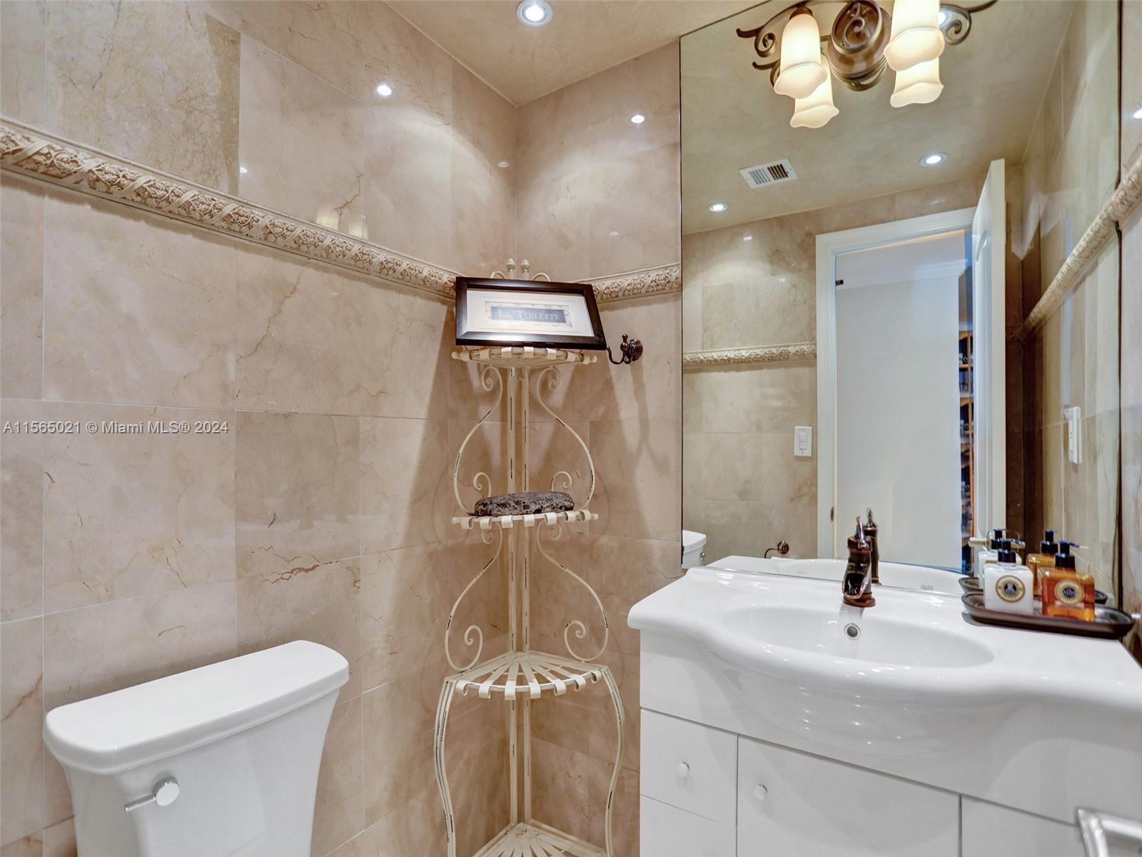 1980 S Ocean Dr 20E, Hallandale Beach, Florida 33009, 3 Bedrooms Bedrooms, ,2 BathroomsBathrooms,Residentiallease,For Rent,1980 S Ocean Dr 20E,A11565021