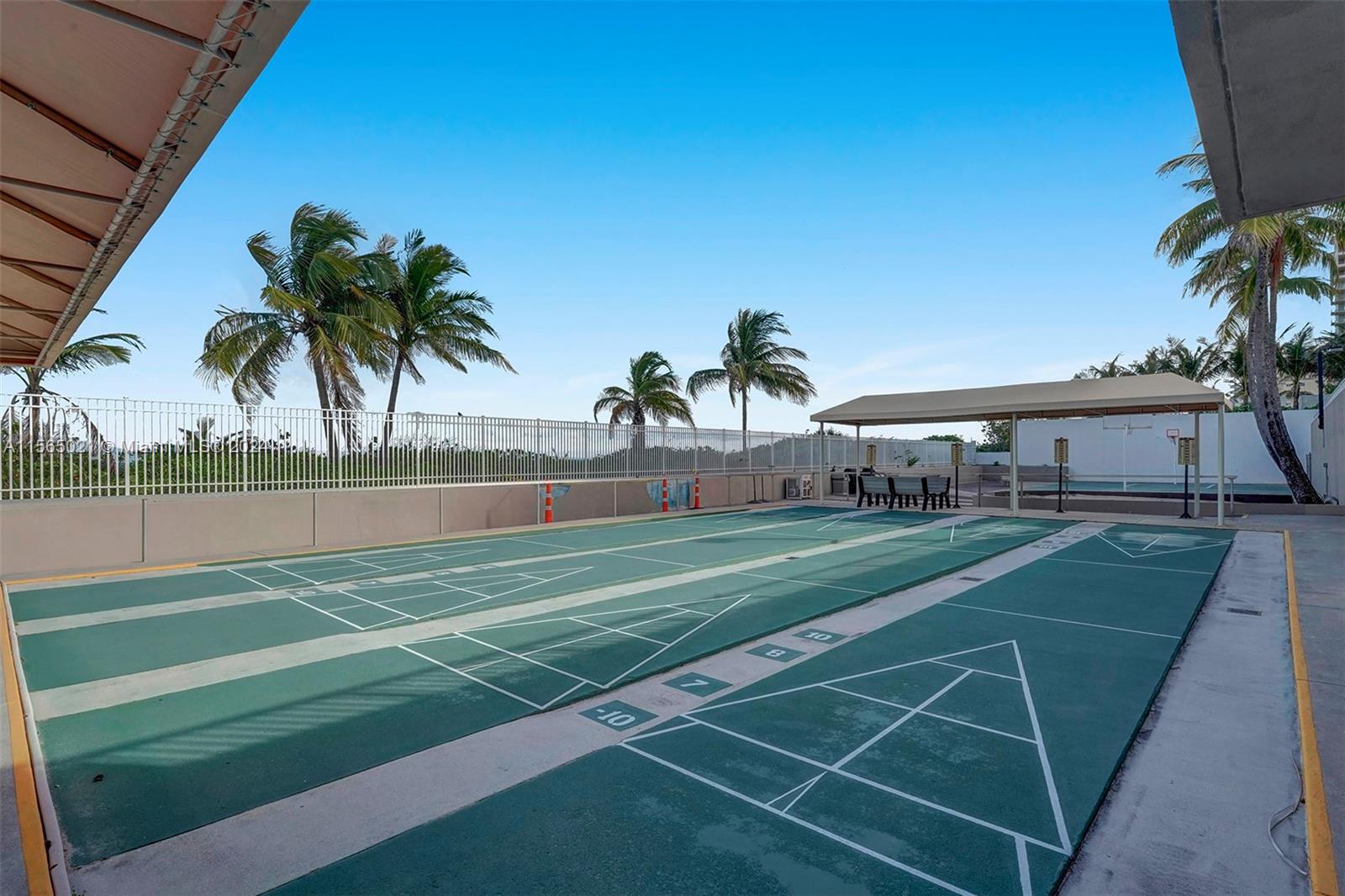 1980 S Ocean Dr 20E, Hallandale Beach, Florida 33009, 3 Bedrooms Bedrooms, ,2 BathroomsBathrooms,Residentiallease,For Rent,1980 S Ocean Dr 20E,A11565021