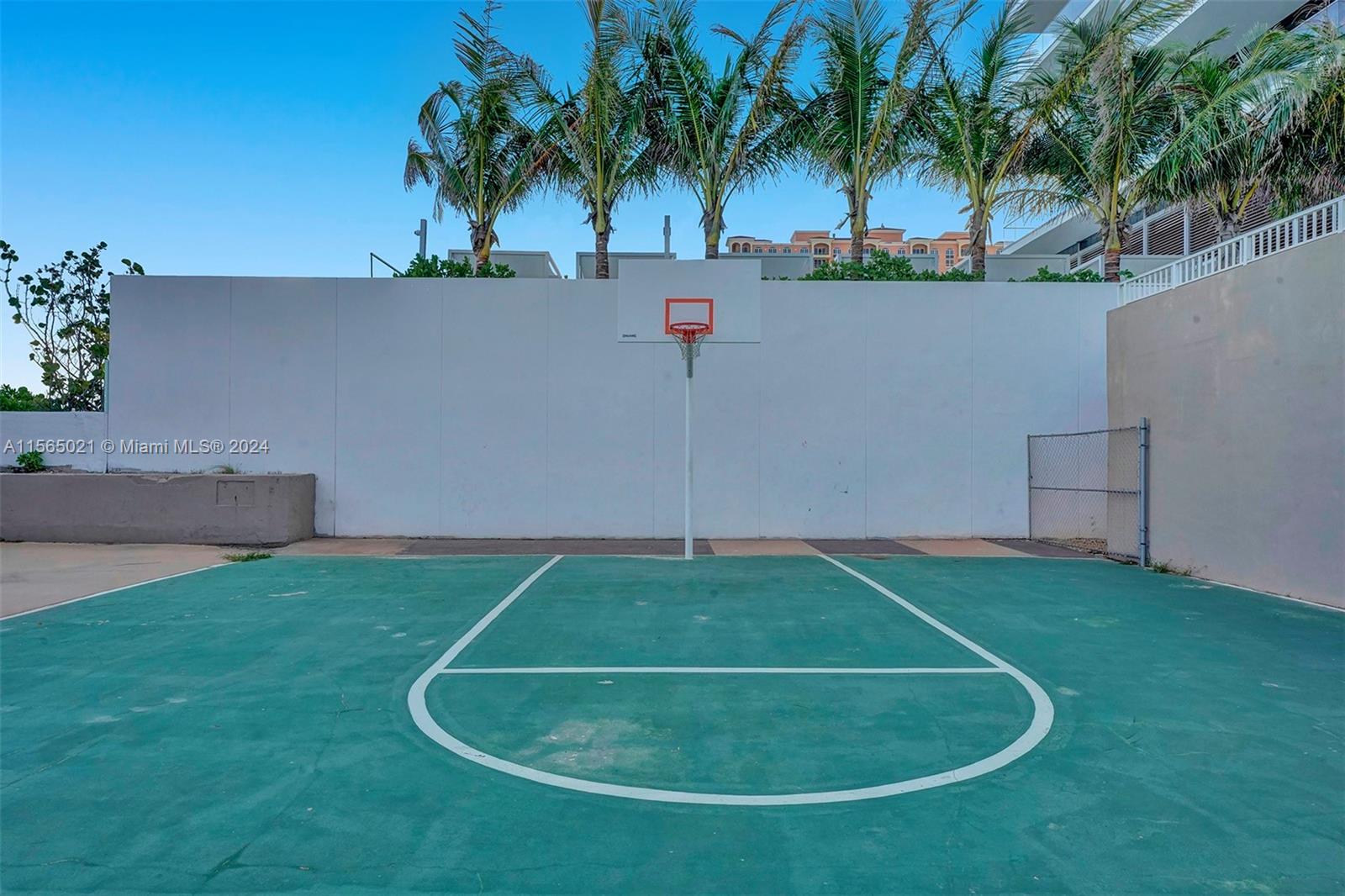 1980 S Ocean Dr 20E, Hallandale Beach, Florida 33009, 3 Bedrooms Bedrooms, ,2 BathroomsBathrooms,Residentiallease,For Rent,1980 S Ocean Dr 20E,A11565021