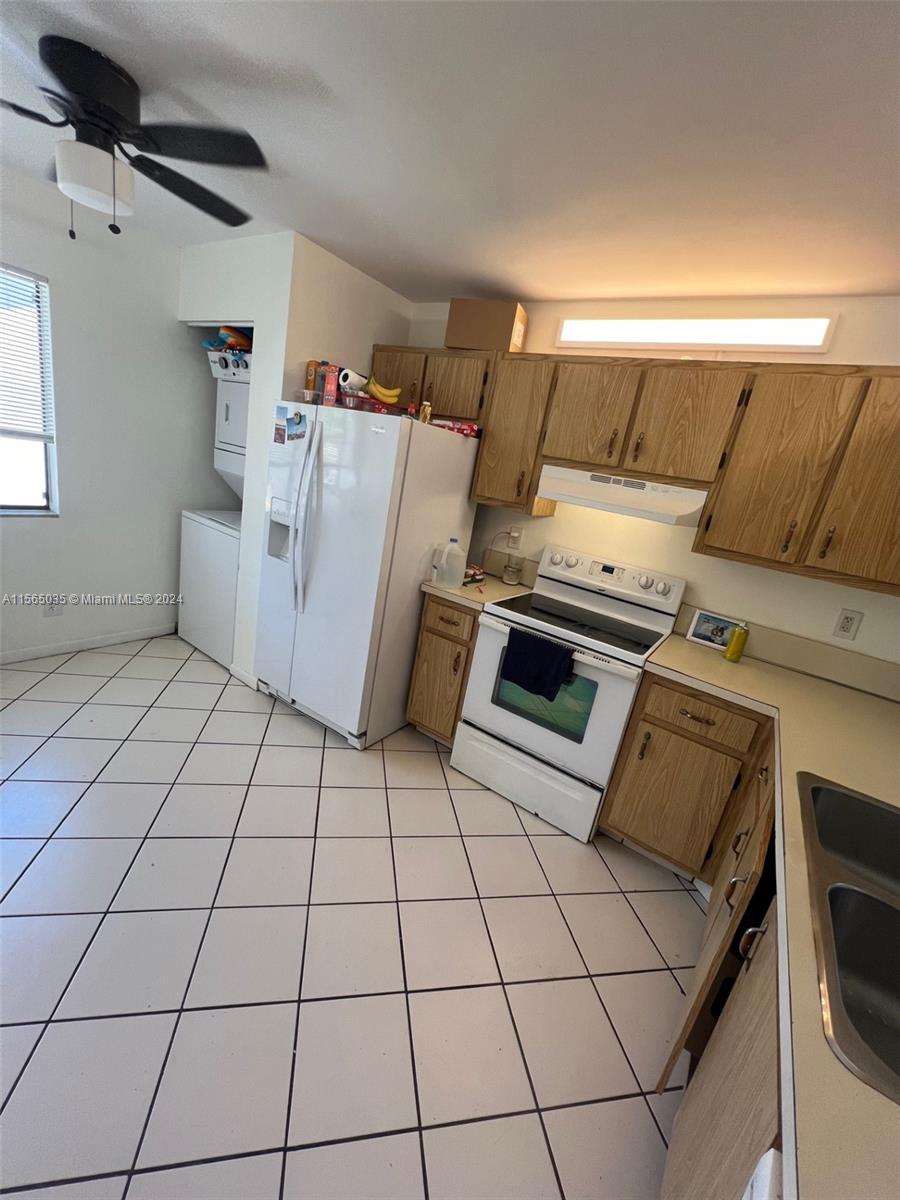 7931 Southgate Blvd E7, North Lauderdale, Florida 33068, 2 Bedrooms Bedrooms, ,2 BathroomsBathrooms,Residential,For Sale,7931 Southgate Blvd E7,A11565035
