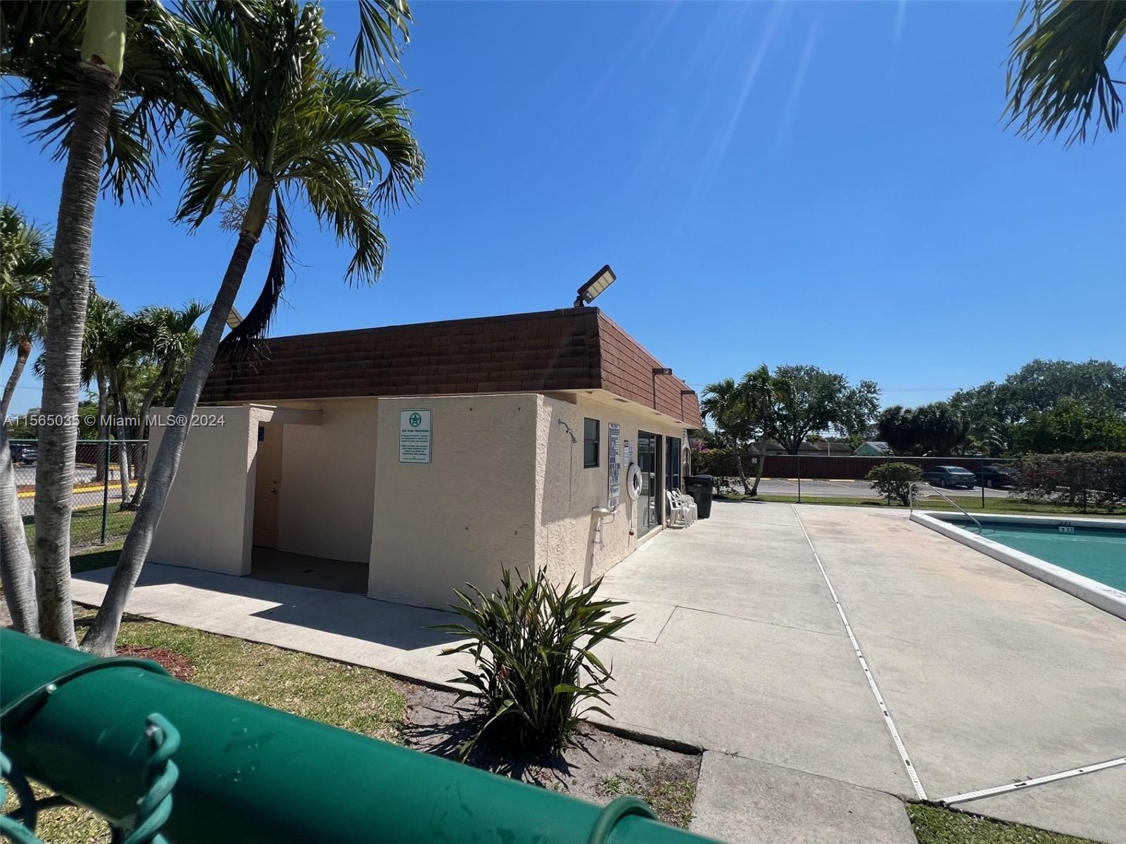 7931 Southgate Blvd E7, North Lauderdale, Florida 33068, 2 Bedrooms Bedrooms, ,2 BathroomsBathrooms,Residential,For Sale,7931 Southgate Blvd E7,A11565035