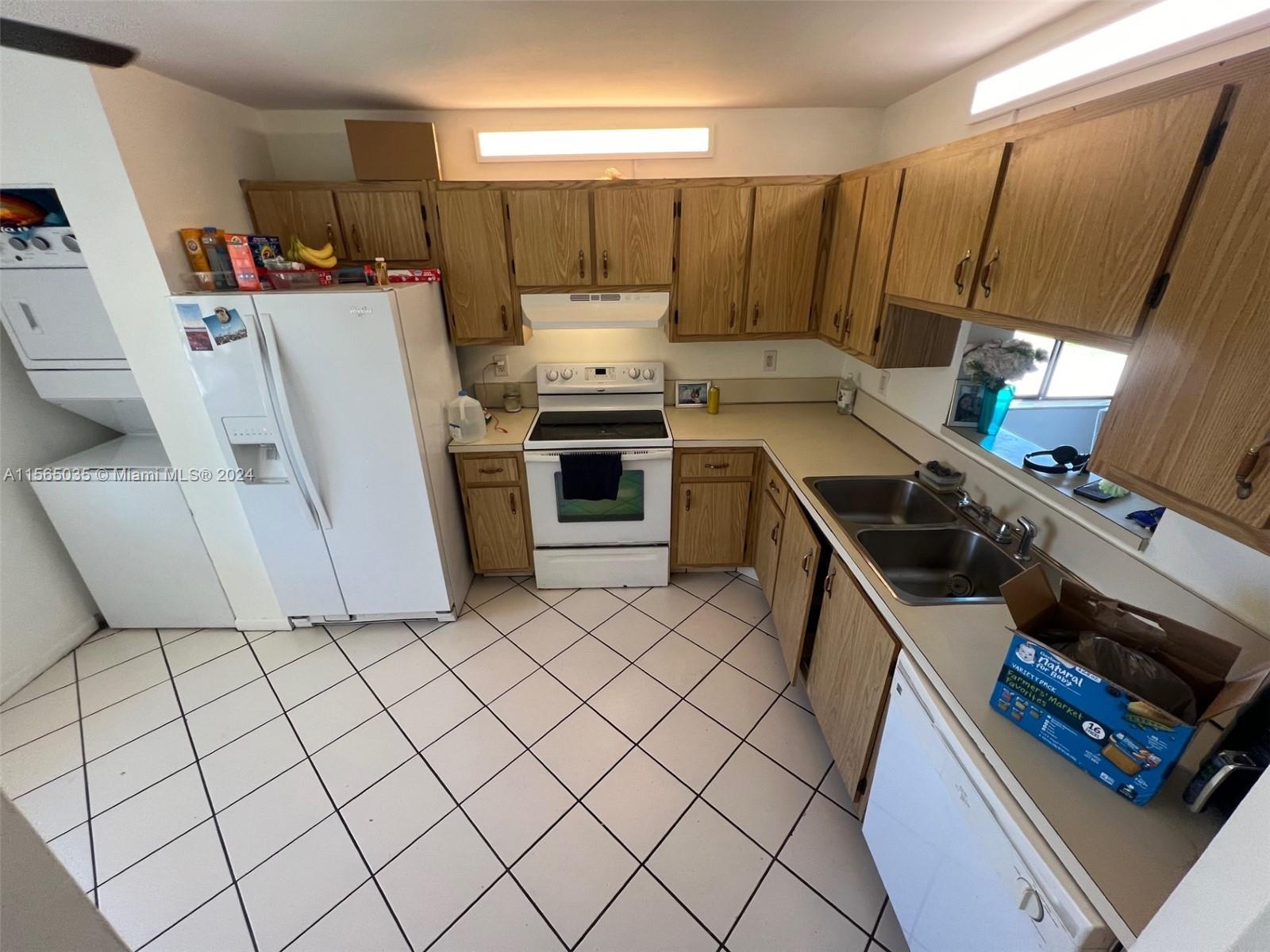 7931 Southgate Blvd E7, North Lauderdale, Florida 33068, 2 Bedrooms Bedrooms, ,2 BathroomsBathrooms,Residential,For Sale,7931 Southgate Blvd E7,A11565035