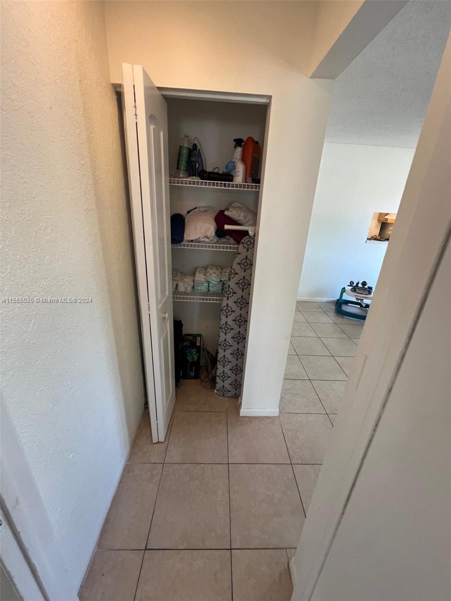 7931 Southgate Blvd E7, North Lauderdale, Florida 33068, 2 Bedrooms Bedrooms, ,2 BathroomsBathrooms,Residential,For Sale,7931 Southgate Blvd E7,A11565035