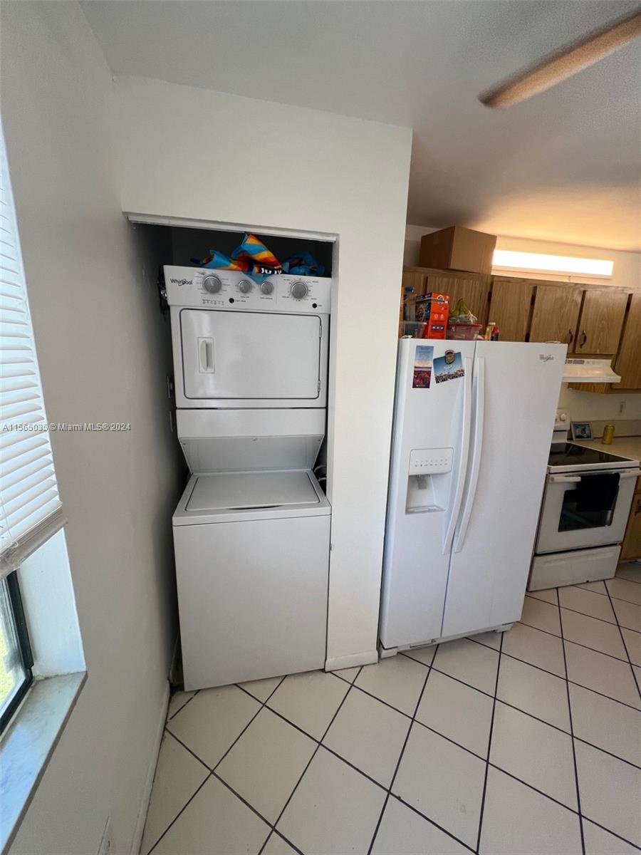 7931 Southgate Blvd E7, North Lauderdale, Florida 33068, 2 Bedrooms Bedrooms, ,2 BathroomsBathrooms,Residential,For Sale,7931 Southgate Blvd E7,A11565035