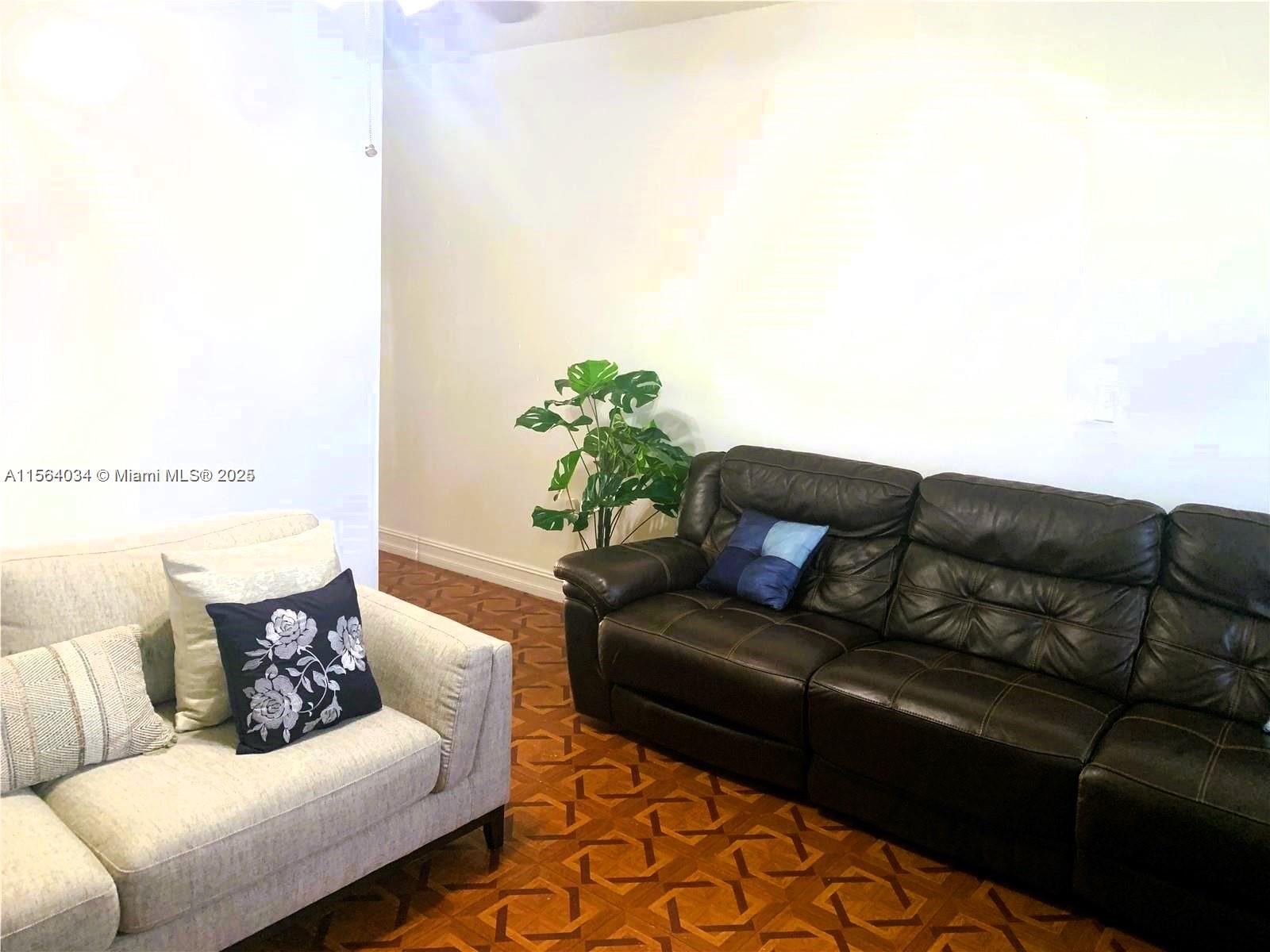 662 E 21st St, Hialeah, Florida 33013, ,Residentialincome,For Sale,662 E 21st St,A11564034