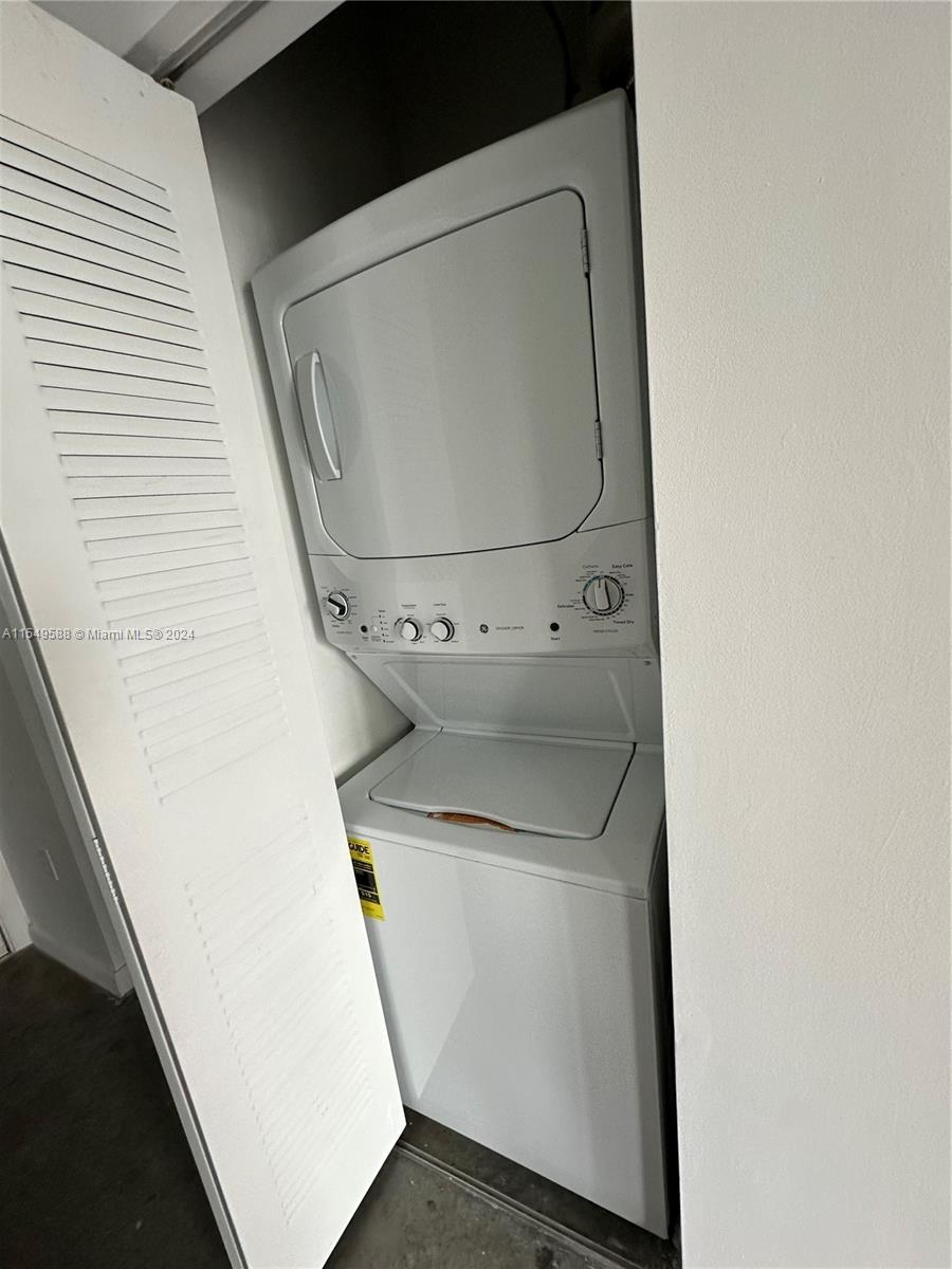 133 NE 2nd Ave 3010, Miami, Florida 33132, 1 Bedroom Bedrooms, ,1 BathroomBathrooms,Residentiallease,For Rent,133 NE 2nd Ave 3010,A11549588