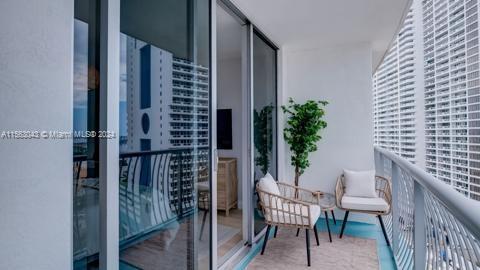 1750 N Bayshore Dr 1712, Miami, Florida 33132, 1 Bedroom Bedrooms, ,1 BathroomBathrooms,Residentiallease,For Rent,1750 N Bayshore Dr 1712,A11563043