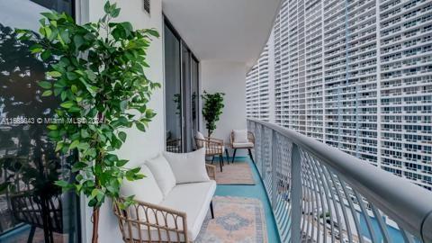 1750 N Bayshore Dr 1712, Miami, Florida 33132, 1 Bedroom Bedrooms, ,1 BathroomBathrooms,Residentiallease,For Rent,1750 N Bayshore Dr 1712,A11563043