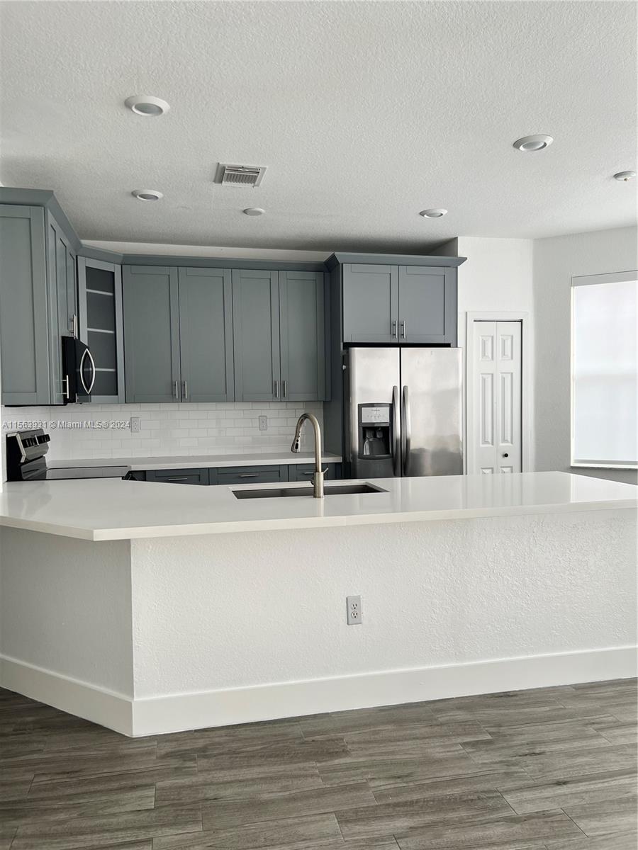 16678 SW 79th Way, Miami, Florida 33193, 3 Bedrooms Bedrooms, ,2 BathroomsBathrooms,Residentiallease,For Rent,16678 SW 79th Way,A11563931