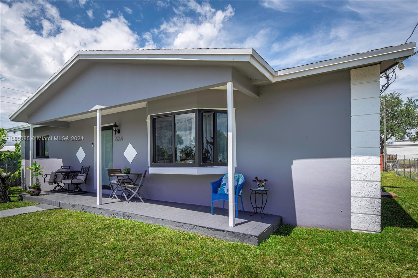 2255 Mcclellan St, Hollywood, Florida 33020, 4 Bedrooms Bedrooms, ,3 BathroomsBathrooms,Residential,For Sale,2255 Mcclellan St,A11565085