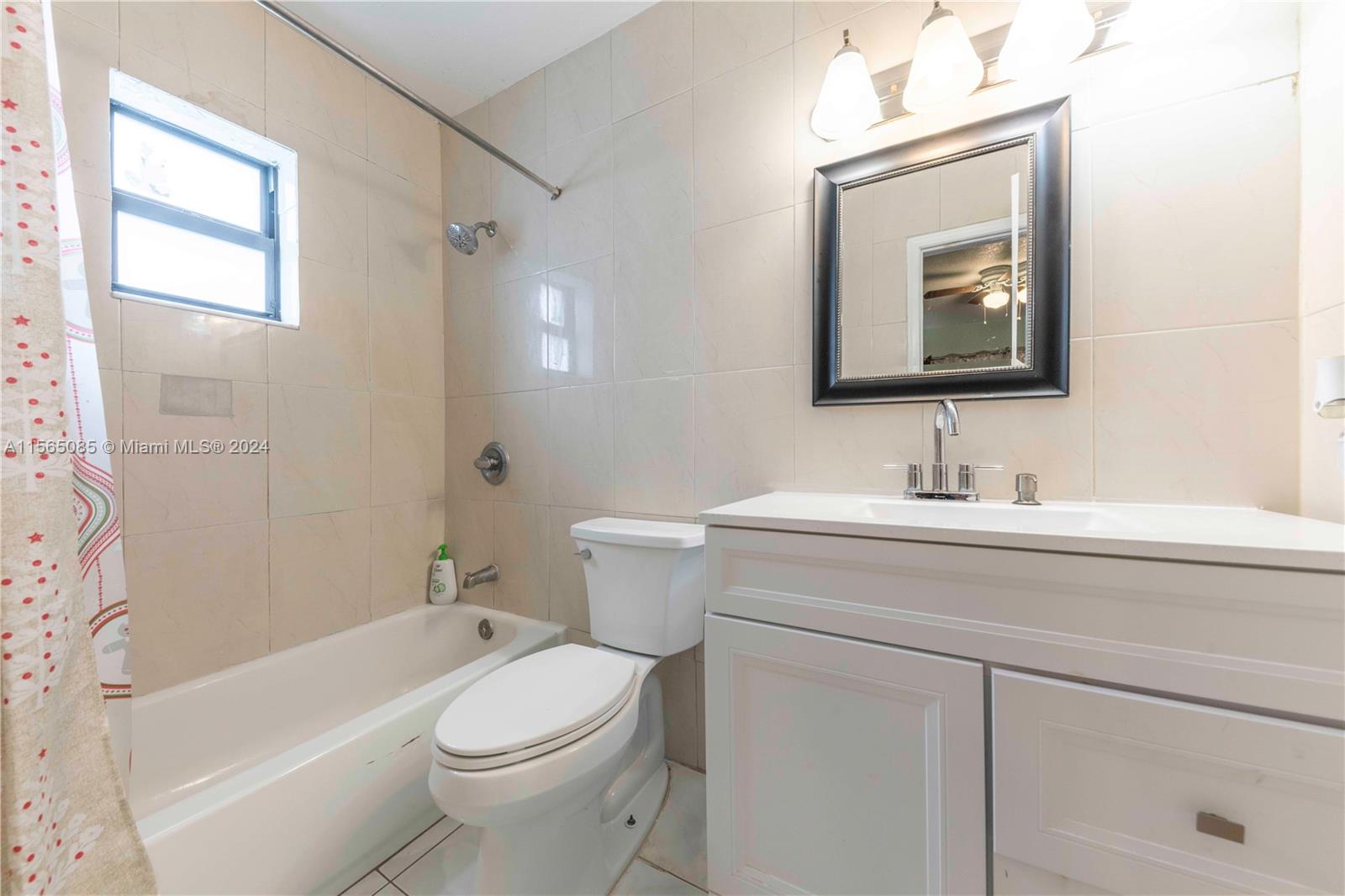 2255 Mcclellan St, Hollywood, Florida 33020, 4 Bedrooms Bedrooms, ,3 BathroomsBathrooms,Residential,For Sale,2255 Mcclellan St,A11565085