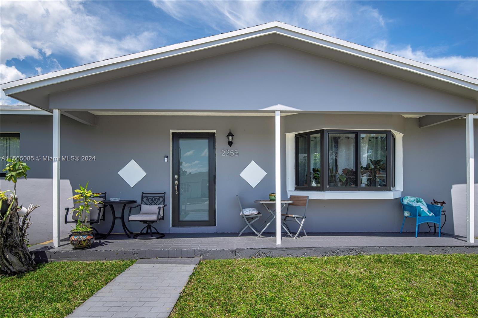 2255 Mcclellan St, Hollywood, Florida 33020, 4 Bedrooms Bedrooms, ,3 BathroomsBathrooms,Residential,For Sale,2255 Mcclellan St,A11565085