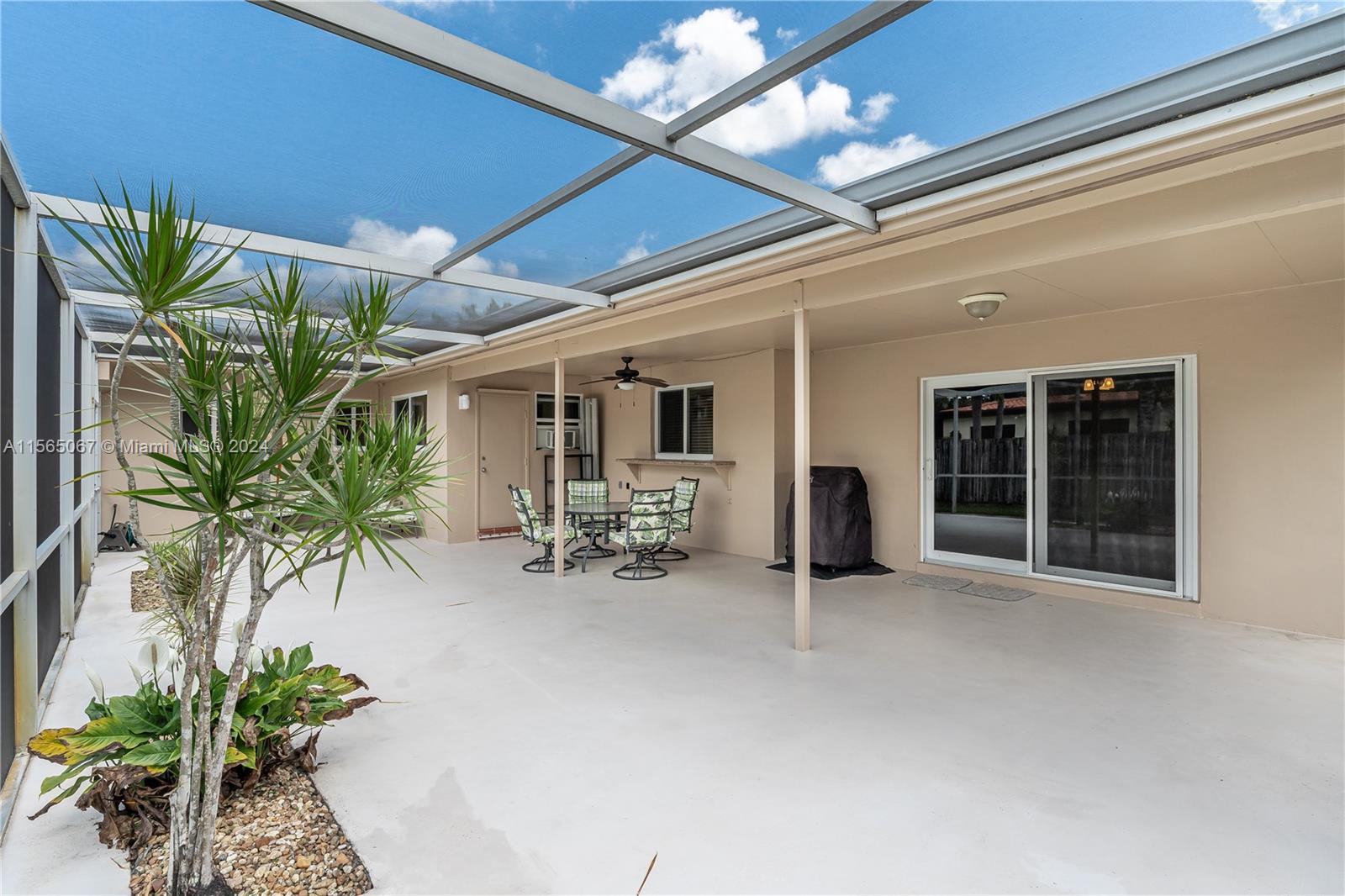 11431 NW 23rd St 0, Pembroke Pines, Florida 33026, 4 Bedrooms Bedrooms, ,2 BathroomsBathrooms,Residentiallease,For Rent,11431 NW 23rd St 0,A11565067