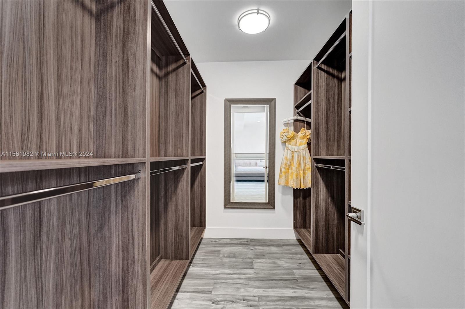 340 Balboa St, Hollywood, Florida 33019, 3 Bedrooms Bedrooms, ,2 BathroomsBathrooms,Residentiallease,For Rent,340 Balboa St,A11561982