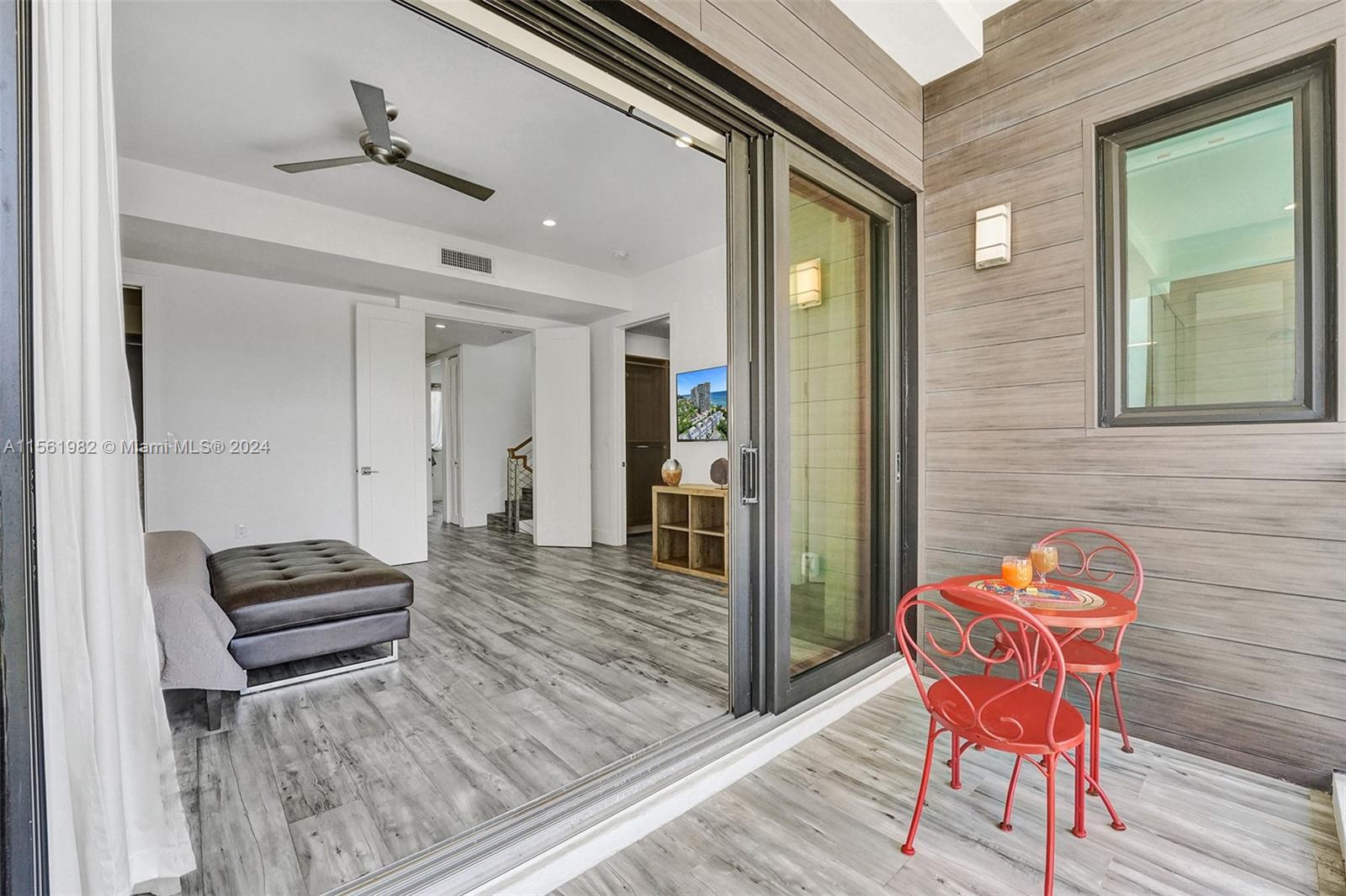 340 Balboa St, Hollywood, Florida 33019, 3 Bedrooms Bedrooms, ,2 BathroomsBathrooms,Residentiallease,For Rent,340 Balboa St,A11561982