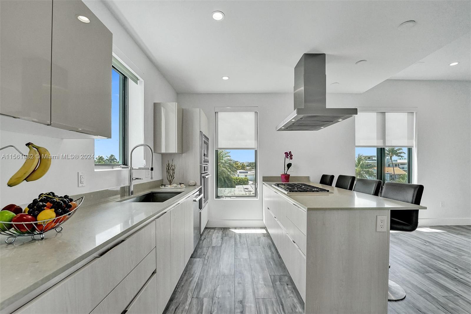 340 Balboa St, Hollywood, Florida 33019, 3 Bedrooms Bedrooms, ,2 BathroomsBathrooms,Residentiallease,For Rent,340 Balboa St,A11561982