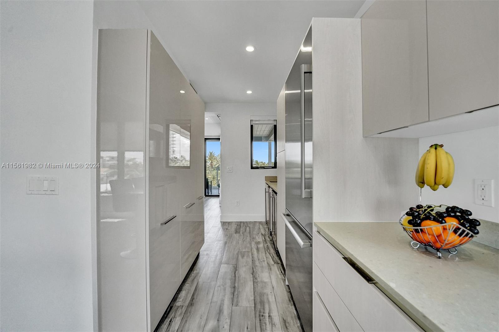 340 Balboa St, Hollywood, Florida 33019, 3 Bedrooms Bedrooms, ,2 BathroomsBathrooms,Residentiallease,For Rent,340 Balboa St,A11561982