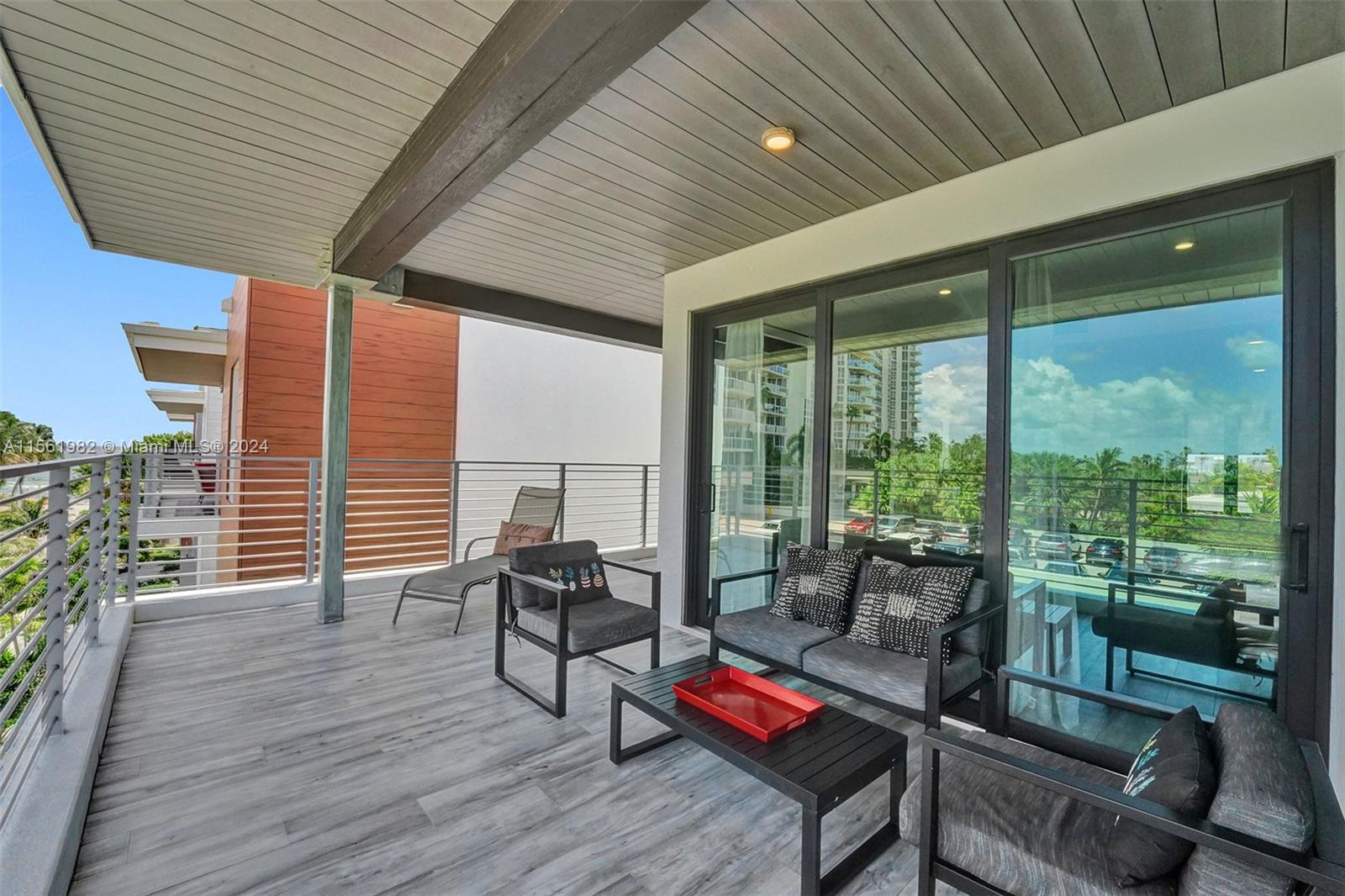 340 Balboa St, Hollywood, Florida 33019, 3 Bedrooms Bedrooms, ,2 BathroomsBathrooms,Residentiallease,For Rent,340 Balboa St,A11561982