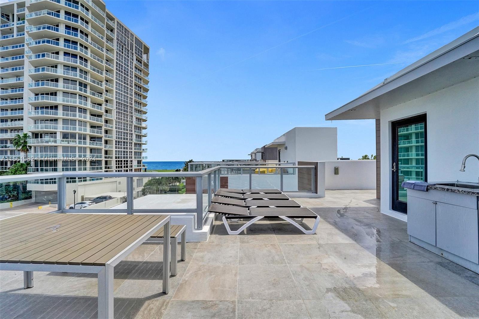 340 Balboa St, Hollywood, Florida 33019, 3 Bedrooms Bedrooms, ,2 BathroomsBathrooms,Residentiallease,For Rent,340 Balboa St,A11561982