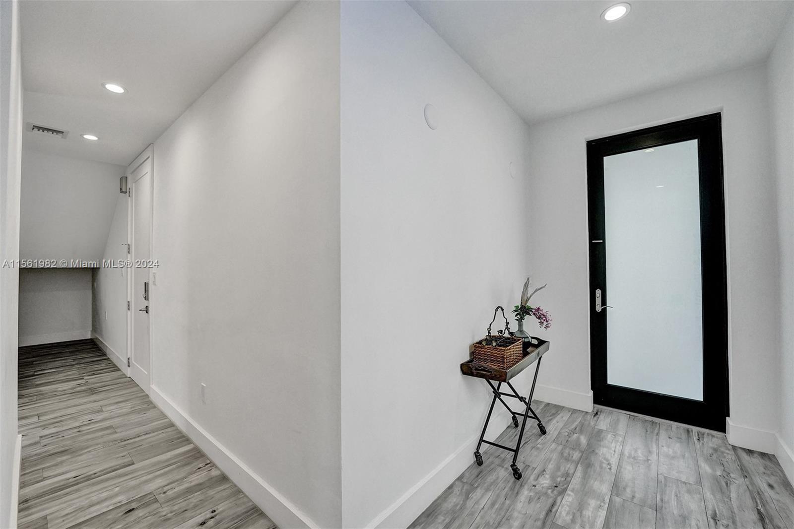 340 Balboa St, Hollywood, Florida 33019, 3 Bedrooms Bedrooms, ,2 BathroomsBathrooms,Residentiallease,For Rent,340 Balboa St,A11561982