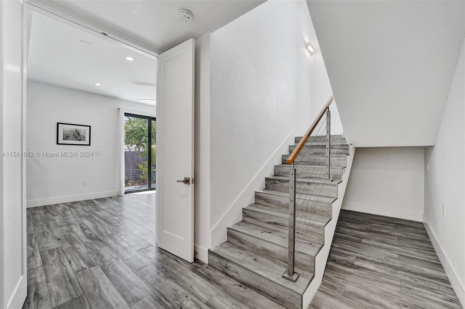 340 Balboa St, Hollywood, Florida 33019, 3 Bedrooms Bedrooms, ,2 BathroomsBathrooms,Residentiallease,For Rent,340 Balboa St,A11561982