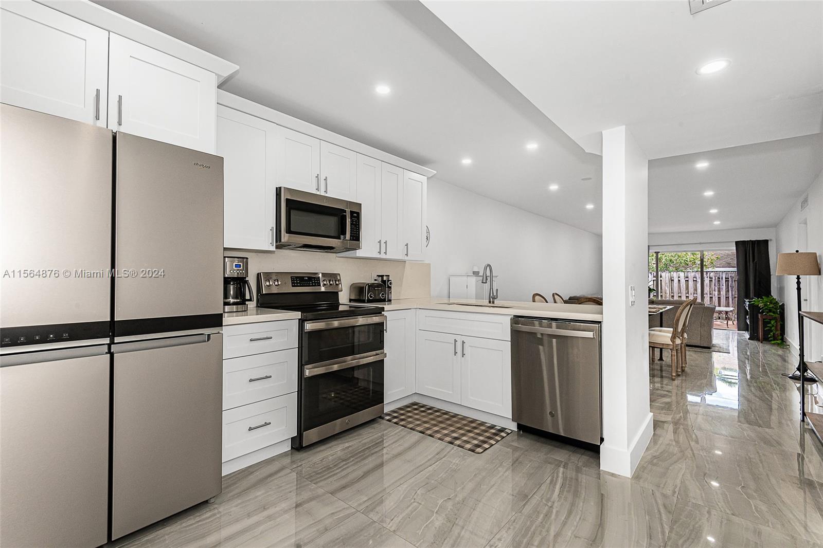 2634 N 38th Ave, Hollywood, Florida 33021, 3 Bedrooms Bedrooms, ,2 BathroomsBathrooms,Residential,For Sale,2634 N 38th Ave,A11564876