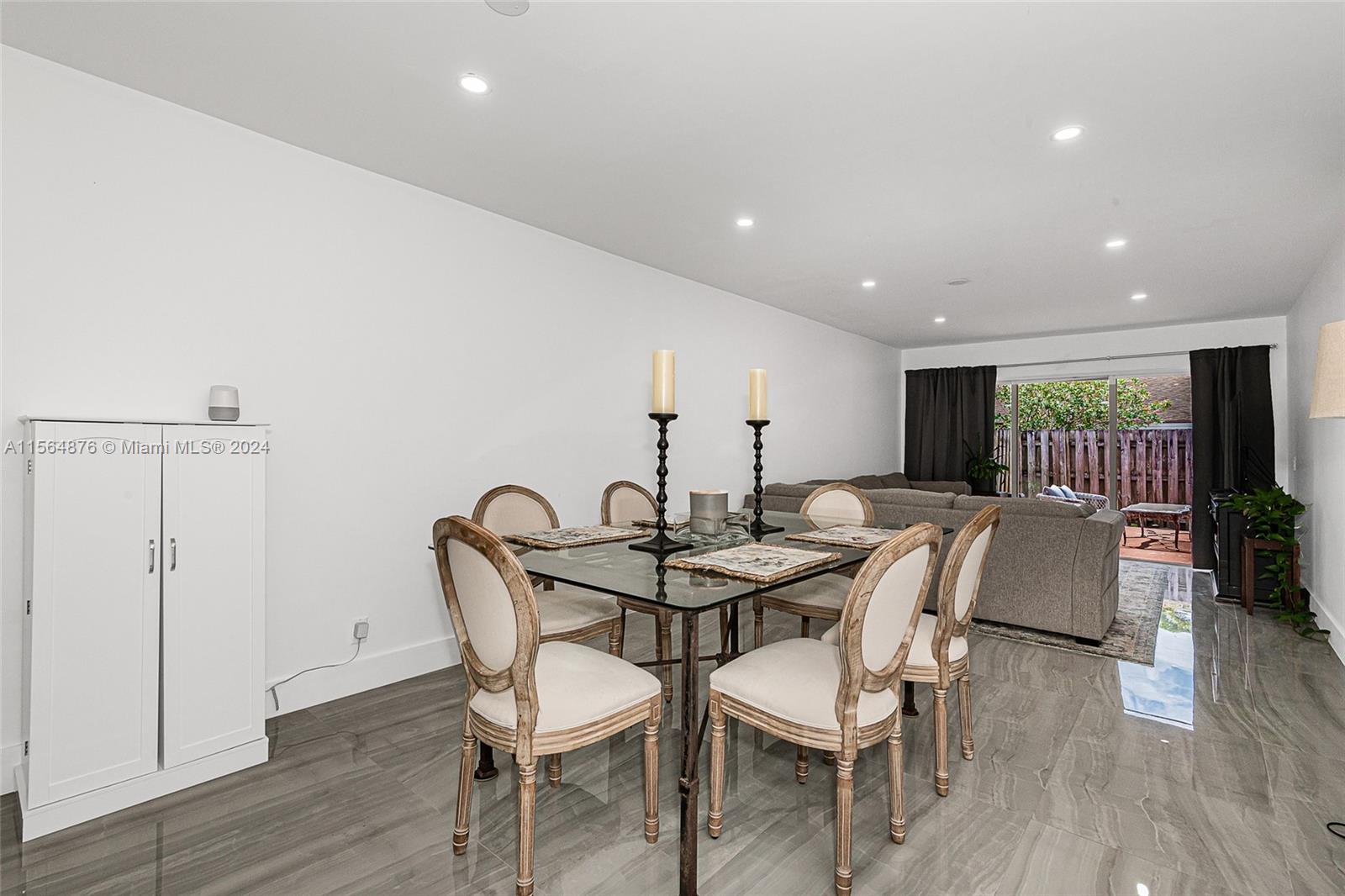 2634 N 38th Ave, Hollywood, Florida 33021, 3 Bedrooms Bedrooms, ,2 BathroomsBathrooms,Residential,For Sale,2634 N 38th Ave,A11564876