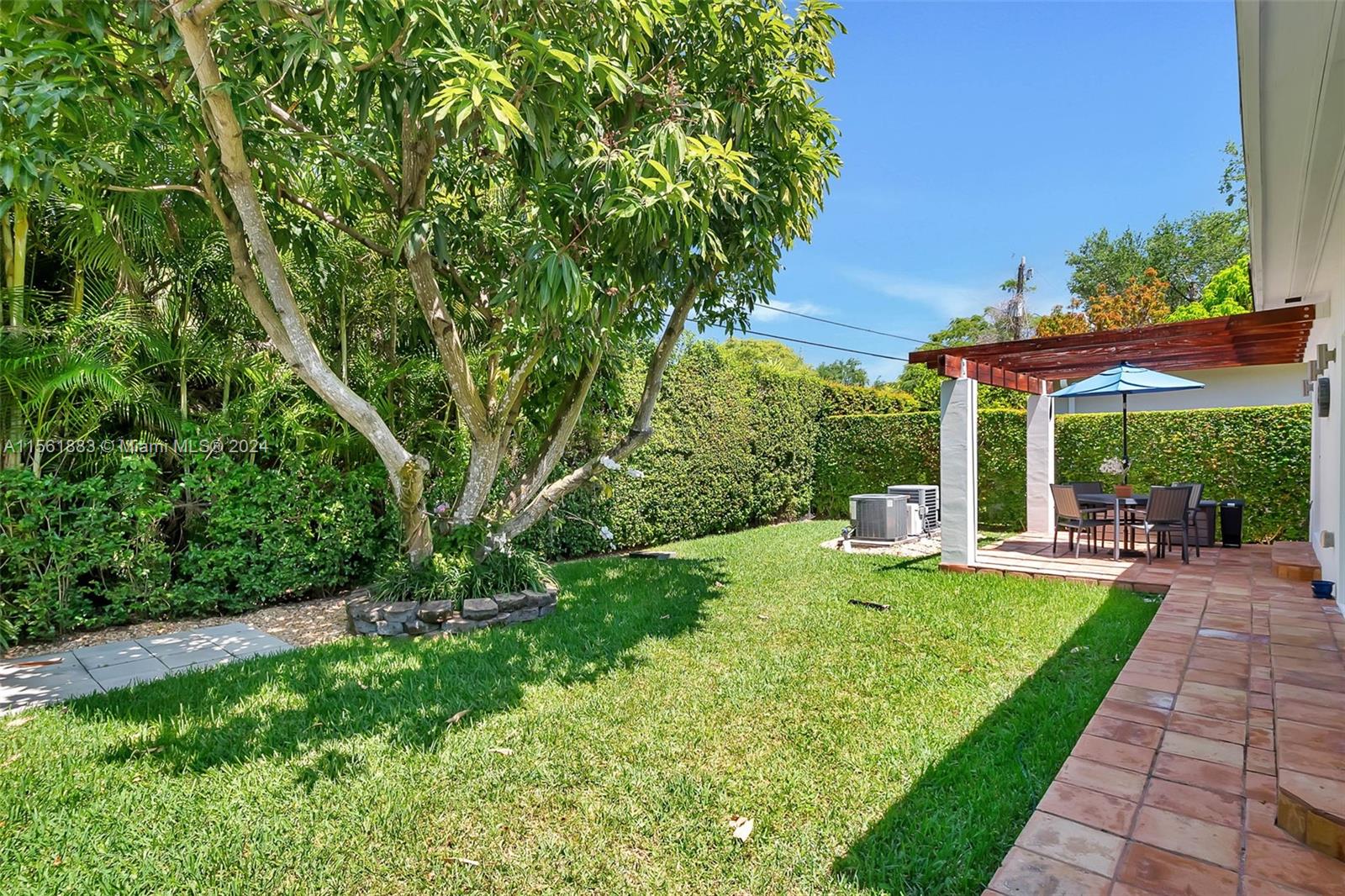 1221 Aguila Ave, Coral Gables, Florida 33134, 2 Bedrooms Bedrooms, ,2 BathroomsBathrooms,Residential,For Sale,1221 Aguila Ave,A11561883