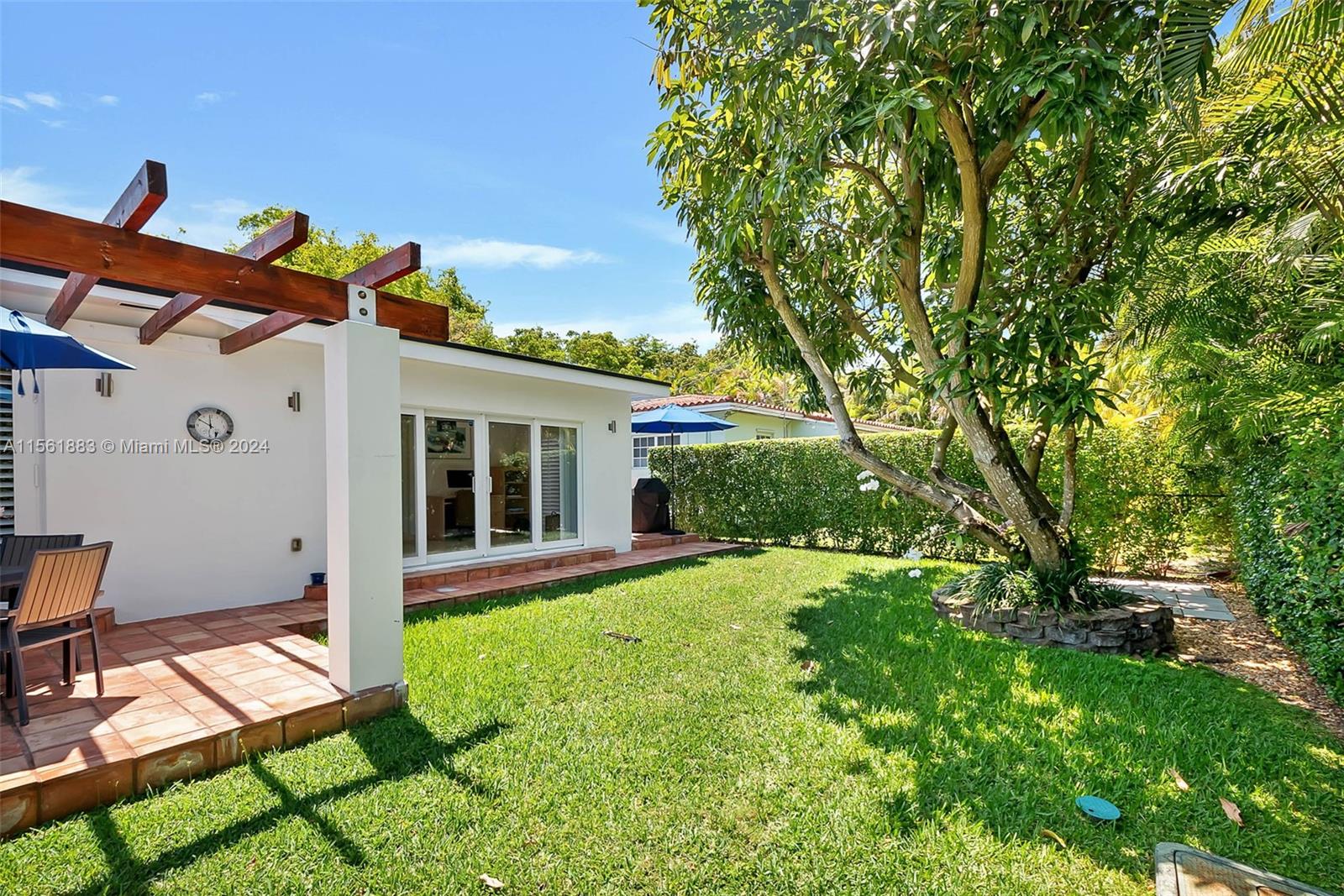 1221 Aguila Ave, Coral Gables, Florida 33134, 2 Bedrooms Bedrooms, ,2 BathroomsBathrooms,Residential,For Sale,1221 Aguila Ave,A11561883