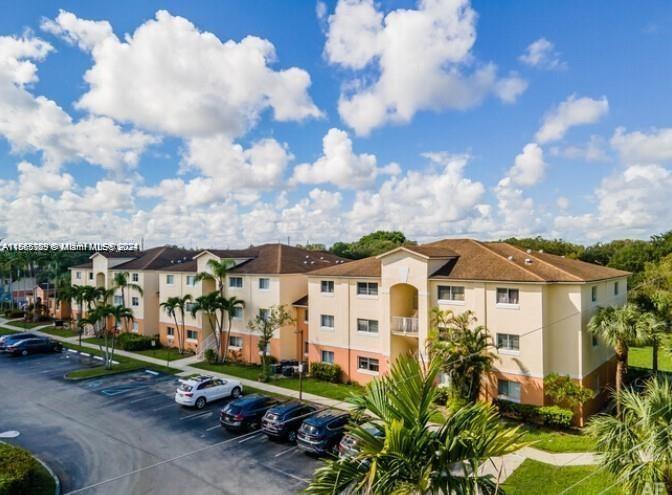 3690 N 56th Ave 948, Hollywood, Florida 33021, 2 Bedrooms Bedrooms, ,1 BathroomBathrooms,Residentiallease,For Rent,3690 N 56th Ave 948,A11565159