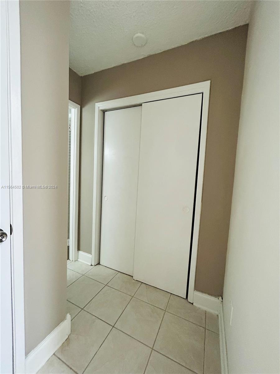 1700 NE 191st St 511, Miami, Florida 33179, 2 Bedrooms Bedrooms, ,1 BathroomBathrooms,Residential,For Sale,1700 NE 191st St 511,A11564502