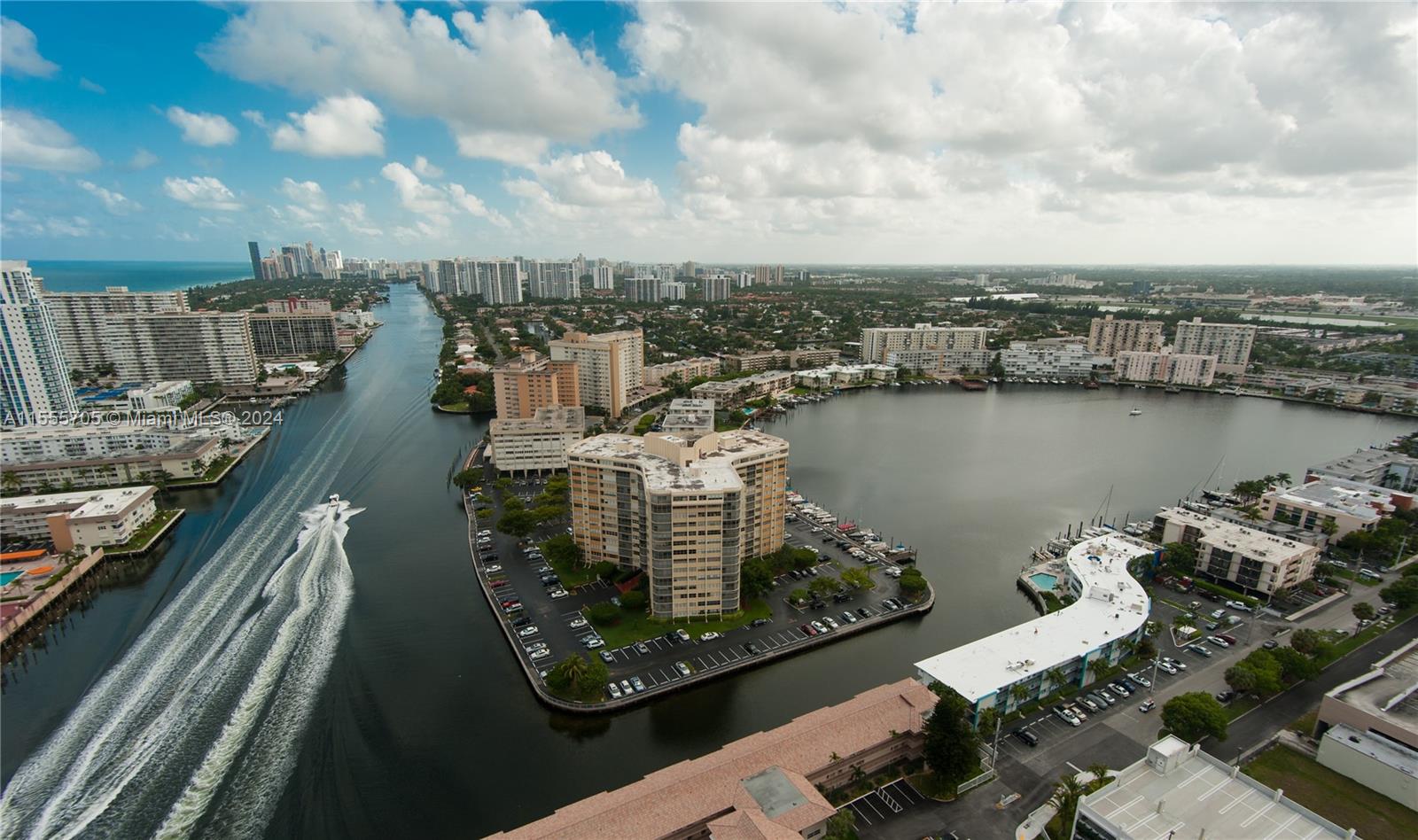 2602 E Hallandale Beach Blvd R1007, Hallandale Beach, Florida 33009, 2 Bedrooms Bedrooms, ,2 BathroomsBathrooms,Residential,For Sale,2602 E Hallandale Beach Blvd R1007,A11555705