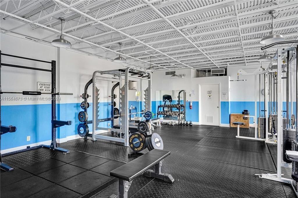 1600 S Ocean Dr 5A, Hollywood, Florida 33019, 2 Bedrooms Bedrooms, ,2 BathroomsBathrooms,Residentiallease,For Rent,1600 S Ocean Dr 5A,A11564673