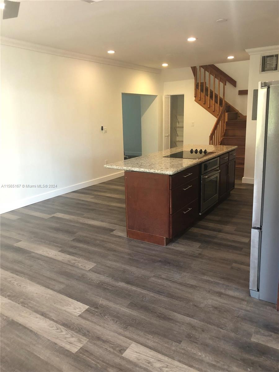 3085 SW 19th St B, Miami, Florida 33145, 3 Bedrooms Bedrooms, ,2 BathroomsBathrooms,Residentiallease,For Rent,3085 SW 19th St B,A11565167