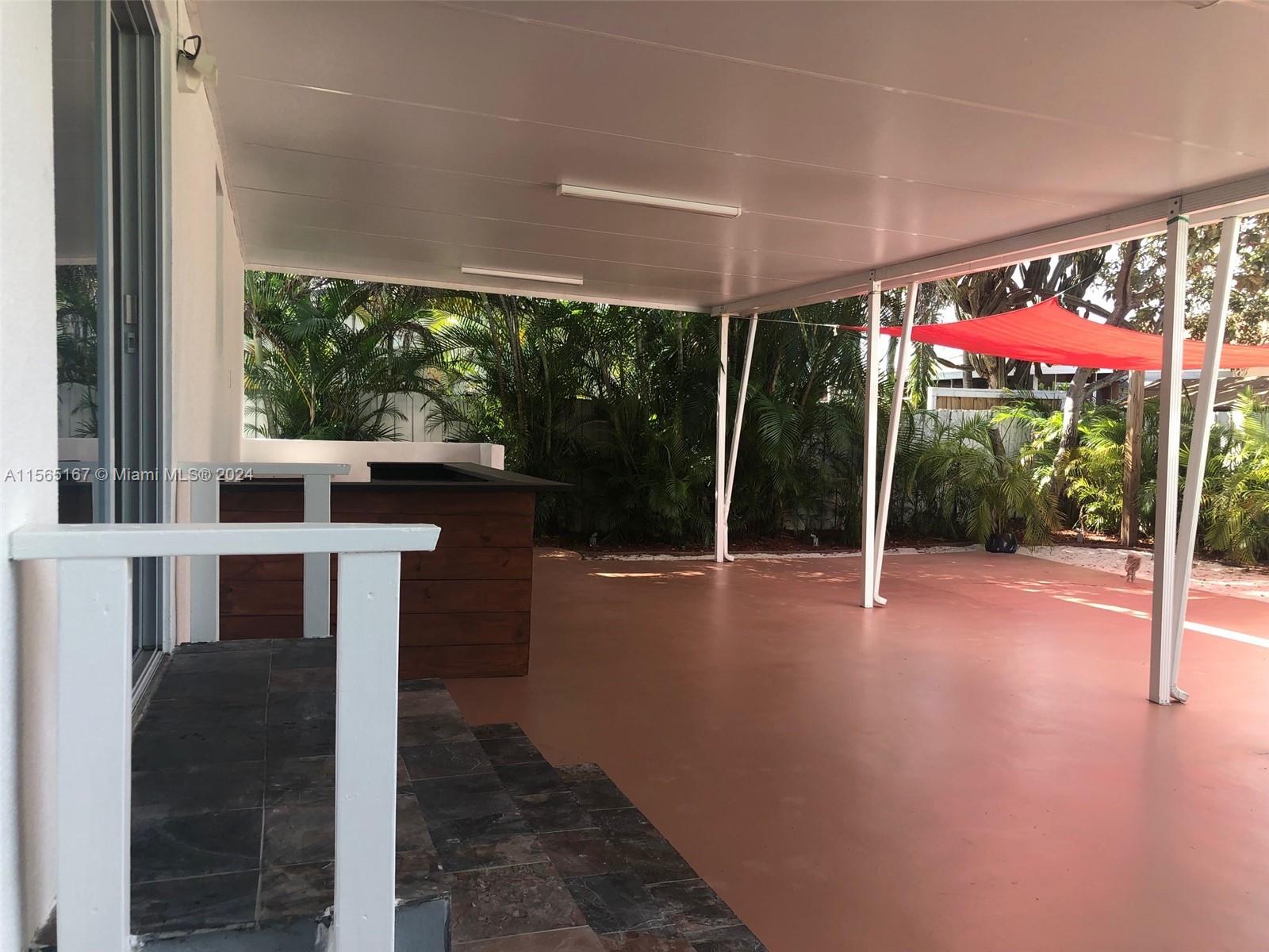 3085 SW 19th St B, Miami, Florida 33145, 3 Bedrooms Bedrooms, ,2 BathroomsBathrooms,Residentiallease,For Rent,3085 SW 19th St B,A11565167