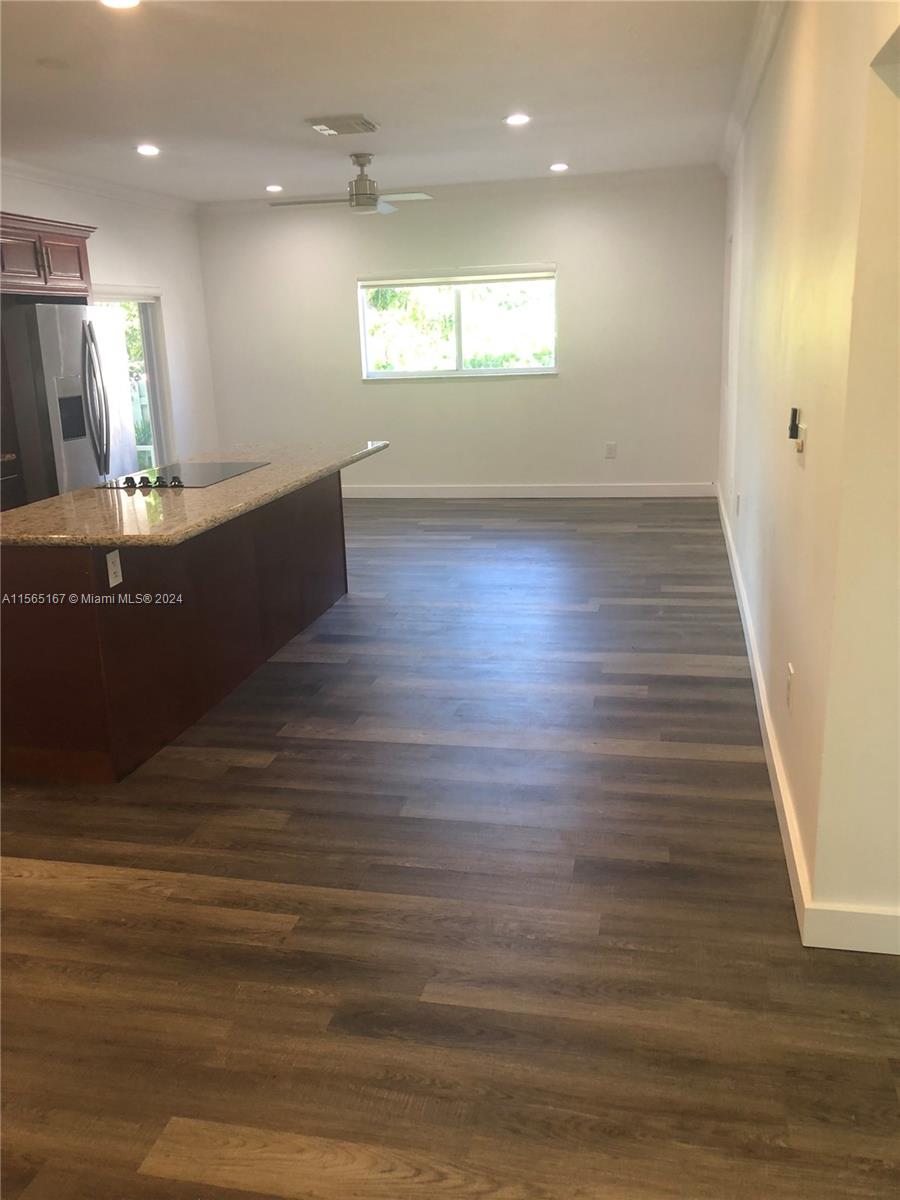 3085 SW 19th St B, Miami, Florida 33145, 3 Bedrooms Bedrooms, ,2 BathroomsBathrooms,Residentiallease,For Rent,3085 SW 19th St B,A11565167