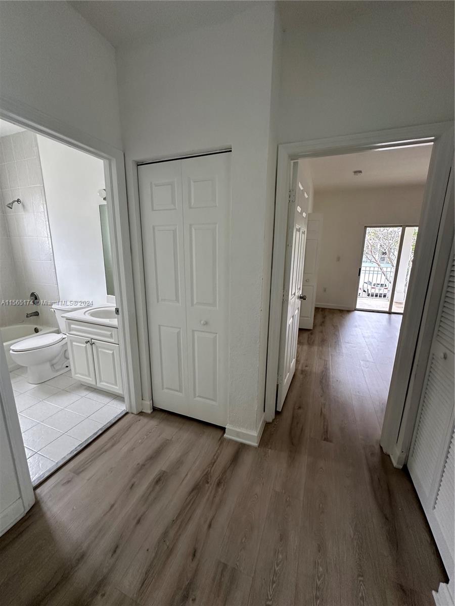 3147 NE 4th St 3147, Homestead, Florida 33033, 3 Bedrooms Bedrooms, ,2 BathroomsBathrooms,Residentiallease,For Rent,3147 NE 4th St 3147,A11565174