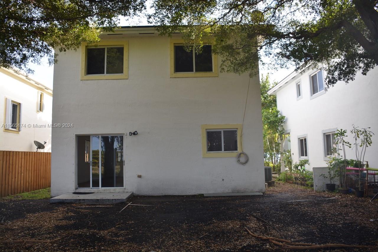 3147 NE 4th St 3147, Homestead, Florida 33033, 3 Bedrooms Bedrooms, ,2 BathroomsBathrooms,Residentiallease,For Rent,3147 NE 4th St 3147,A11565174