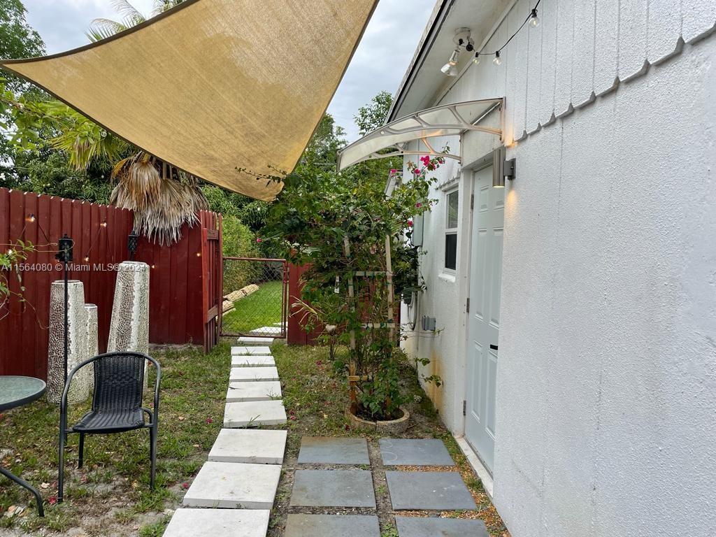 1545 NE 138th St, North Miami, Florida 33161, 3 Bedrooms Bedrooms, ,3 BathroomsBathrooms,Residentiallease,For Rent,1545 NE 138th St,A11564080