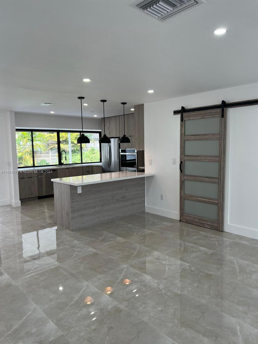 3640 N 46th Ave, Hollywood, Florida 33021, 4 Bedrooms Bedrooms, ,2 BathroomsBathrooms,Residentiallease,For Rent,3640 N 46th Ave,A11565179