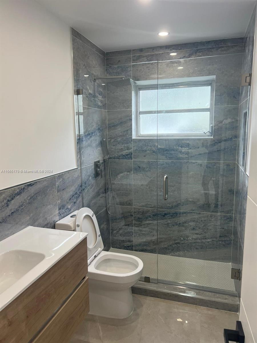 3640 N 46th Ave, Hollywood, Florida 33021, 4 Bedrooms Bedrooms, ,2 BathroomsBathrooms,Residentiallease,For Rent,3640 N 46th Ave,A11565179