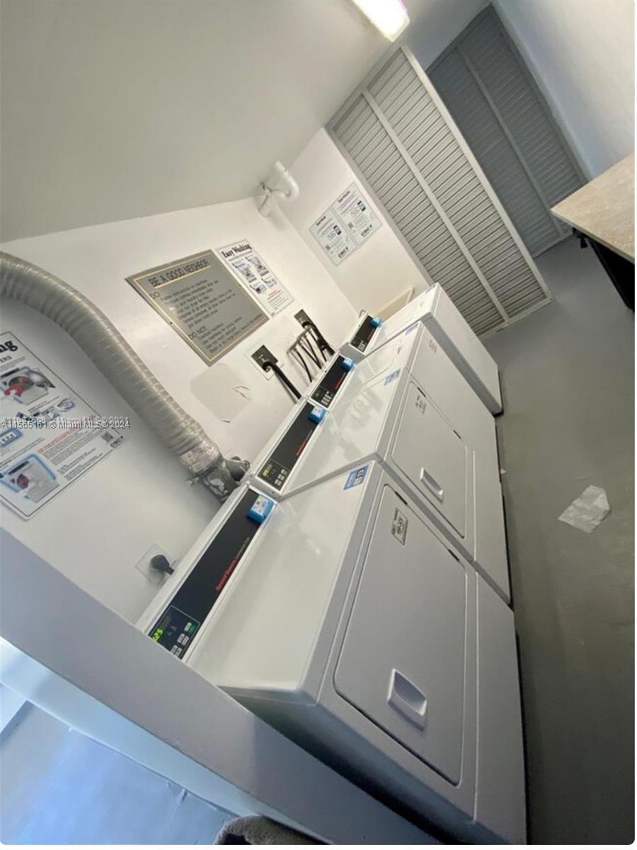 3475 N Country Club Dr 401, Aventura, Florida 33180, 2 Bedrooms Bedrooms, ,2 BathroomsBathrooms,Residentiallease,For Rent,3475 N Country Club Dr 401,A11565161