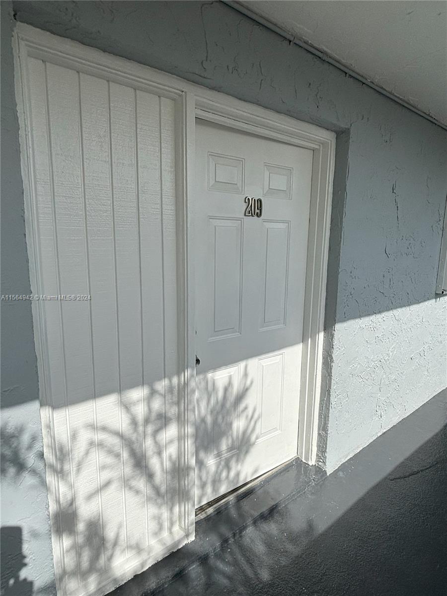 9363 Fontainebleau Blvd H209, Miami, Florida 33172, 2 Bedrooms Bedrooms, 4 Rooms Rooms,2 BathroomsBathrooms,Residential,For Sale,9363 Fontainebleau Blvd H209,A11564942