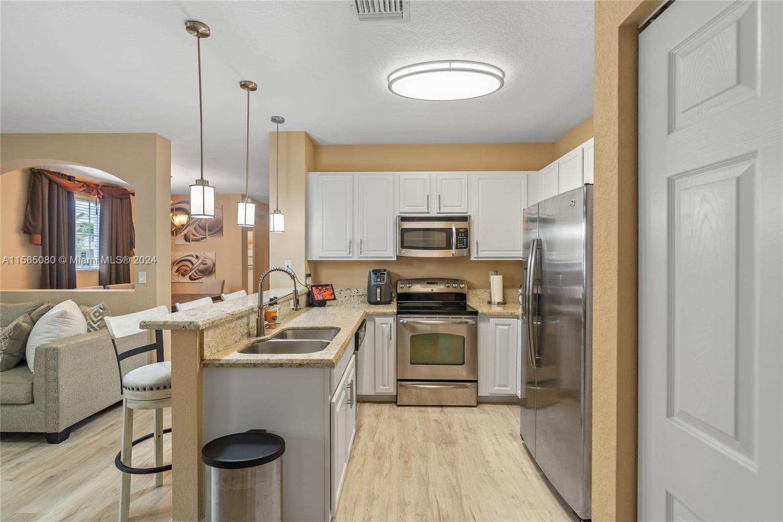 27288 SW 143rd Ave, Homestead, Florida 33032, 3 Bedrooms Bedrooms, ,2 BathroomsBathrooms,Residential,For Sale,27288 SW 143rd Ave,A11565080