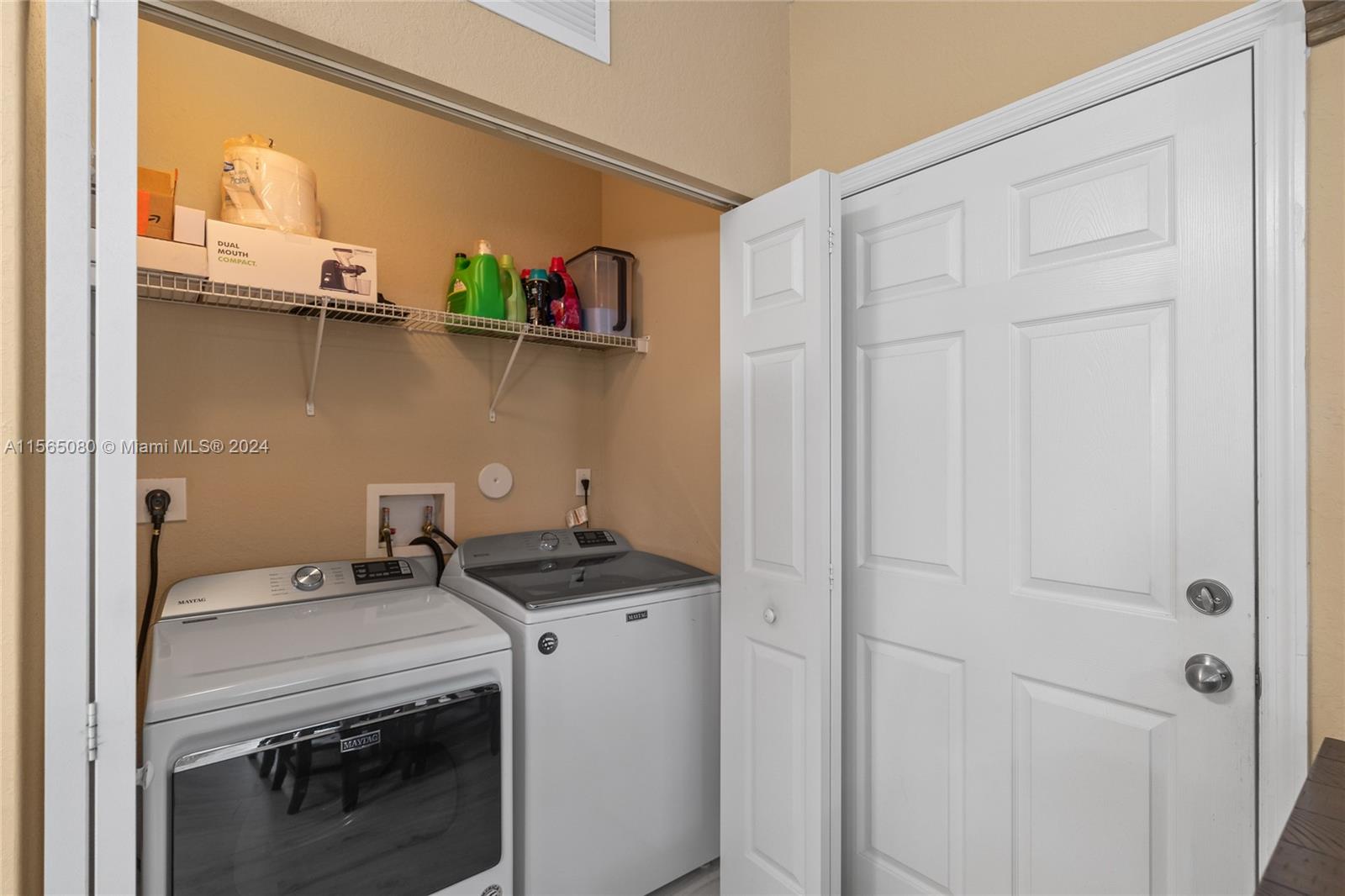 27288 SW 143rd Ave, Homestead, Florida 33032, 3 Bedrooms Bedrooms, ,2 BathroomsBathrooms,Residential,For Sale,27288 SW 143rd Ave,A11565080